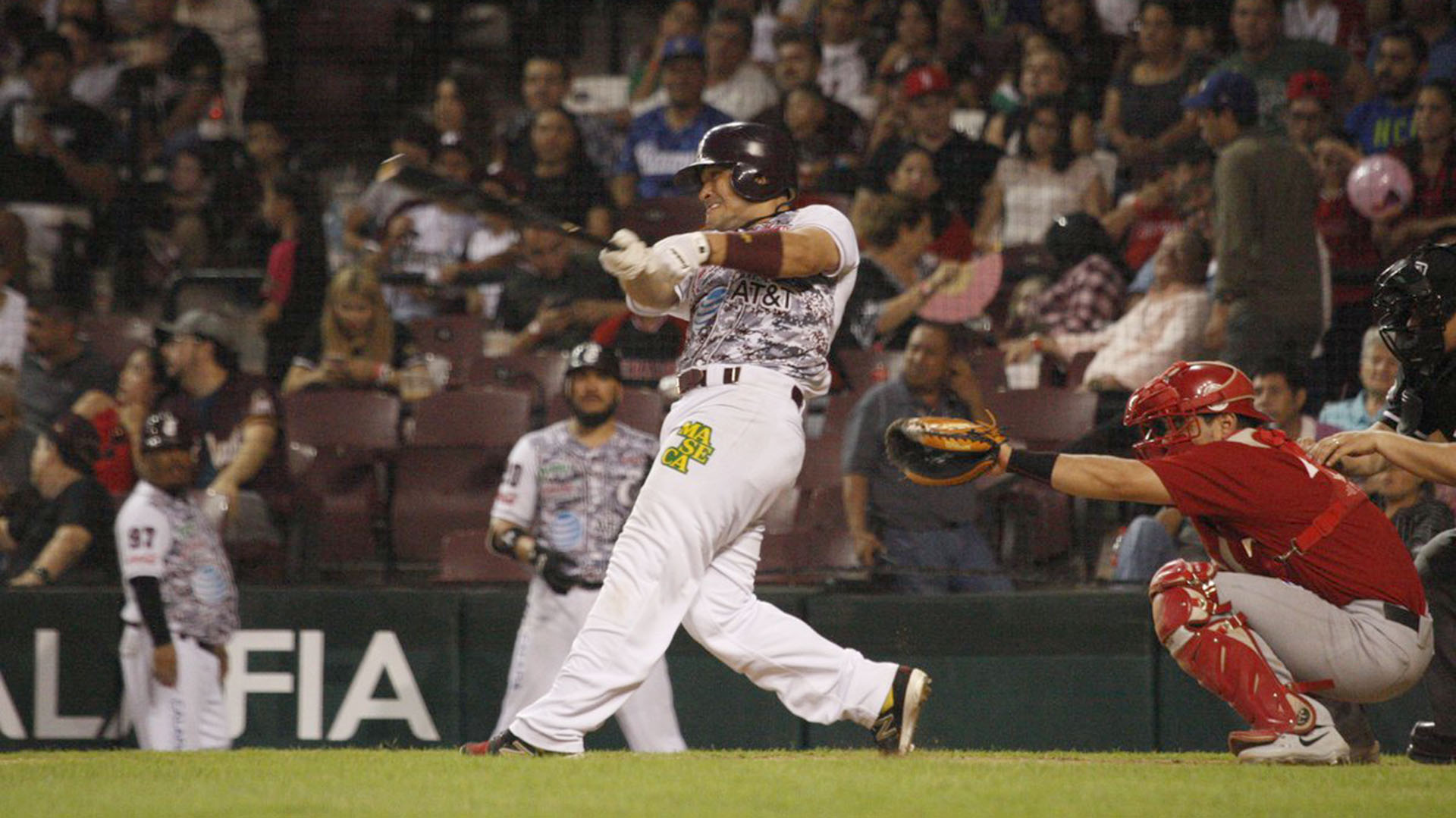(@clubtomateros)