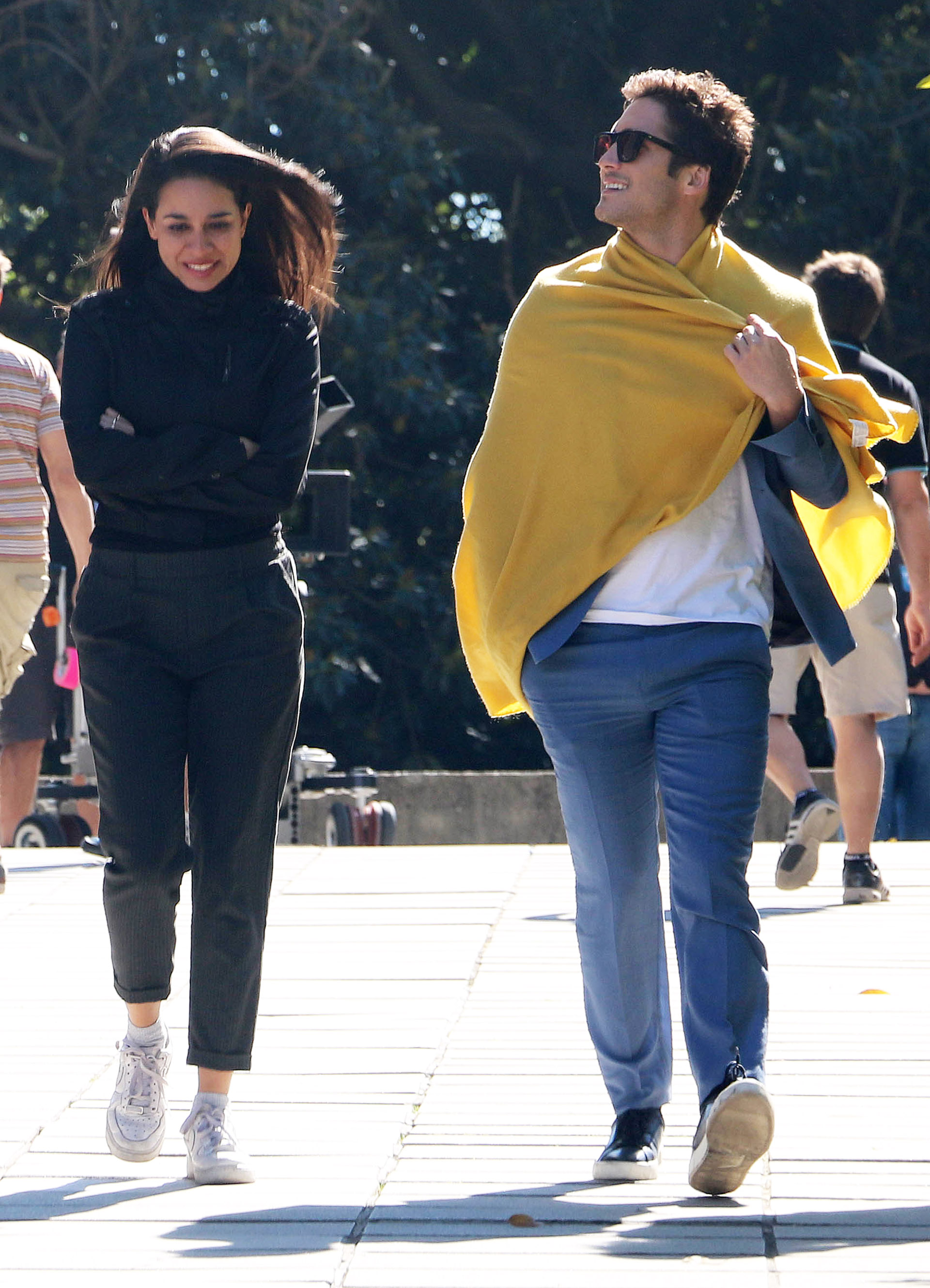 Diego Boneta vino a Buenos Aires para grabar una publicidad y ¡revolucionó la ciudad! Tanto en su contacto con la prensa como con las fanáticas, se mostró siempre simpático y predispuesto. Y cosechó tanta popularidad que el día que el propio Luis Miguel regrese a la Argentina, más de uno dirá: “¿Ves ese señor? Es el cantante que interpretó Boneta…” (Foto: Verónica Guerman / Teleshow)