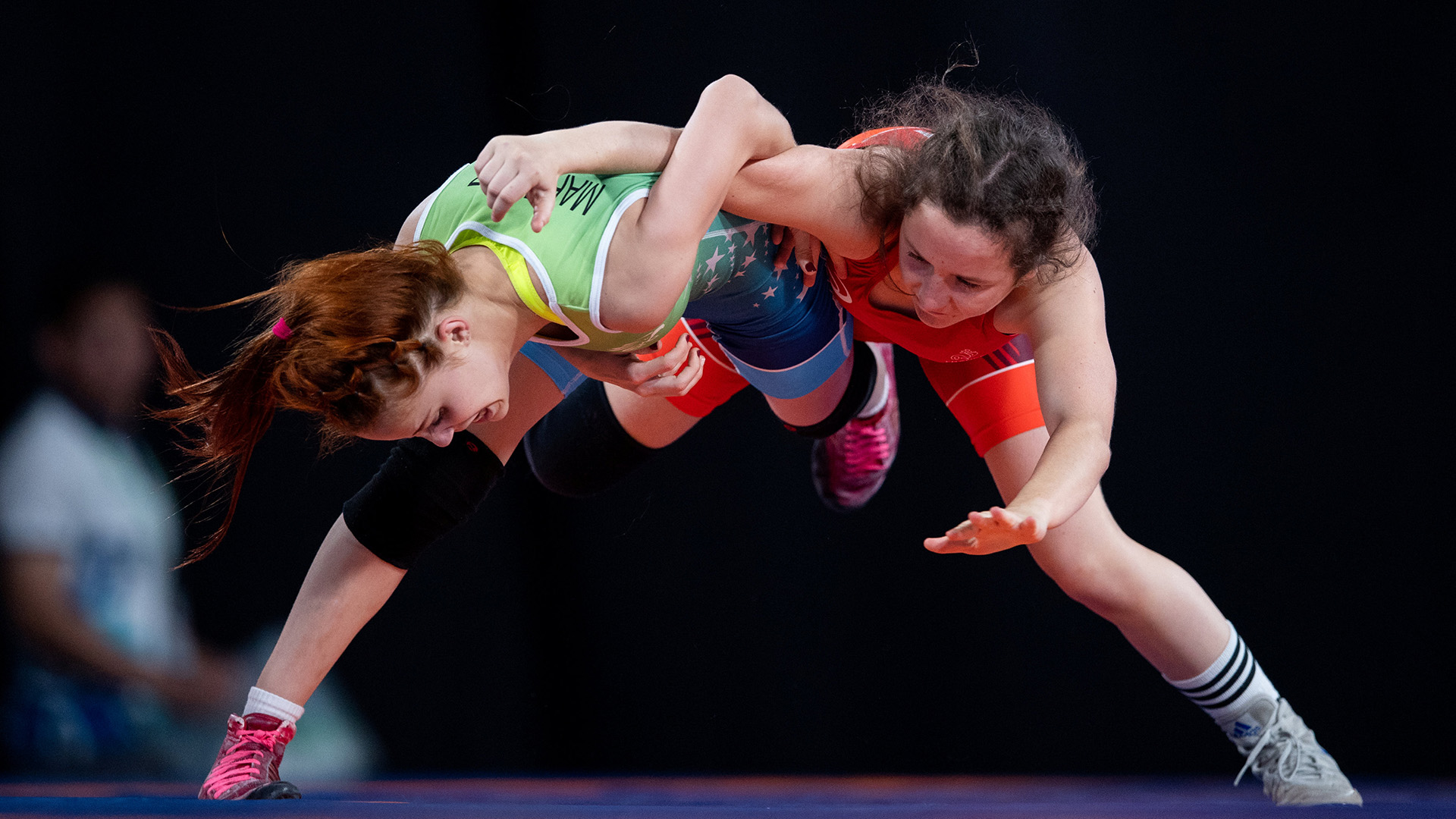 La francesa Justine Fanny Vigouroux lucha ante la brasileña Heloisa Elena Martinez en la categoría hasta los 43 kilos (Foto: REUTERS)