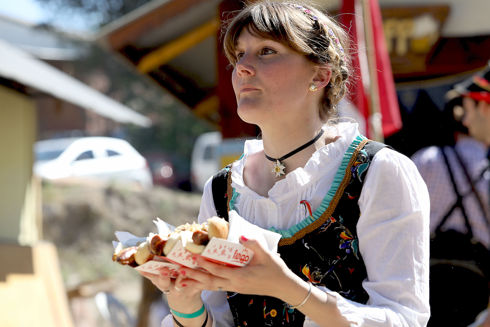 Las salchichas con chucrut, la típica “comida al paso” del Oktoberfest