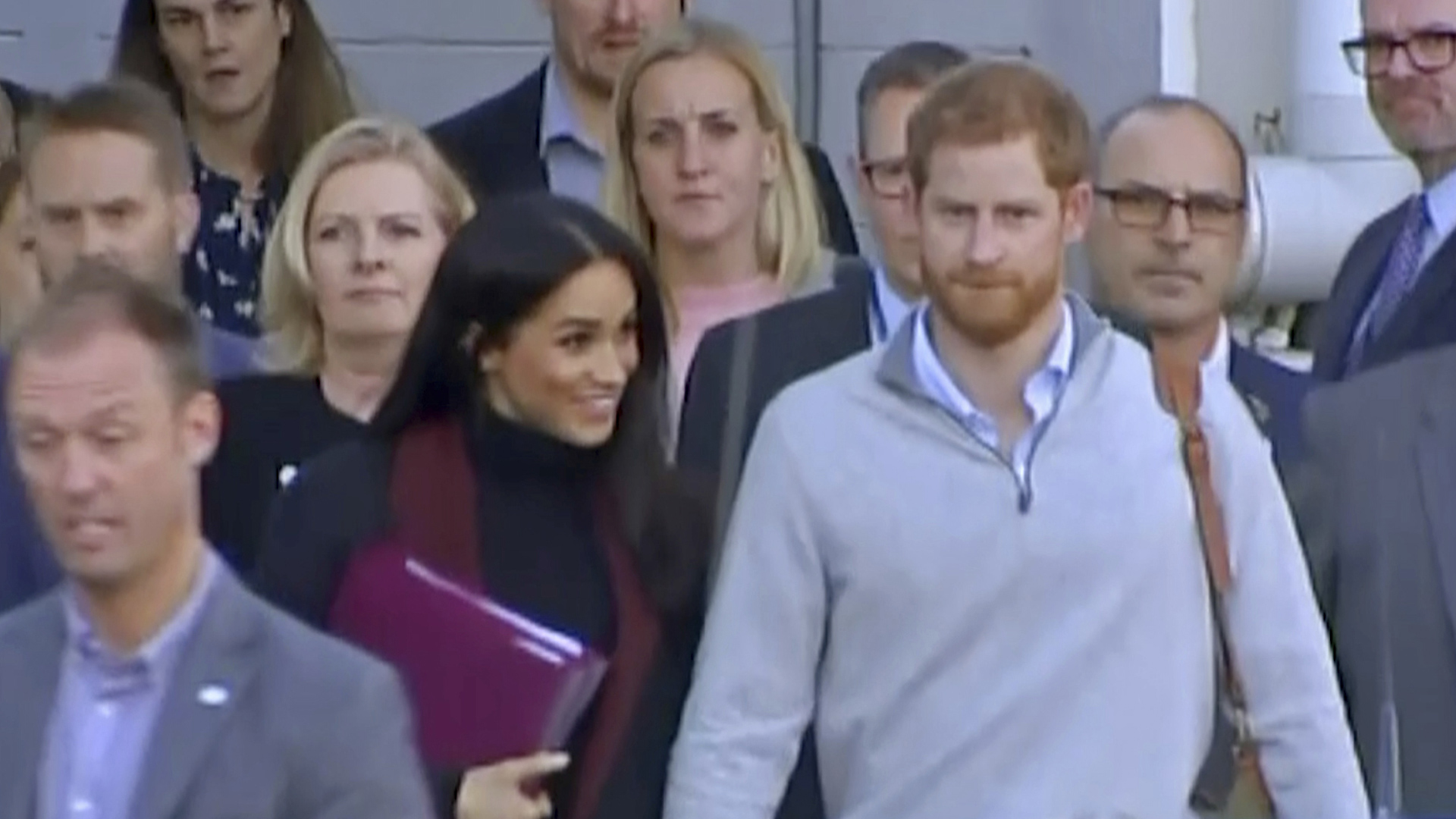 Los duques de Sussex llegando este lunes a Sydney (AP)