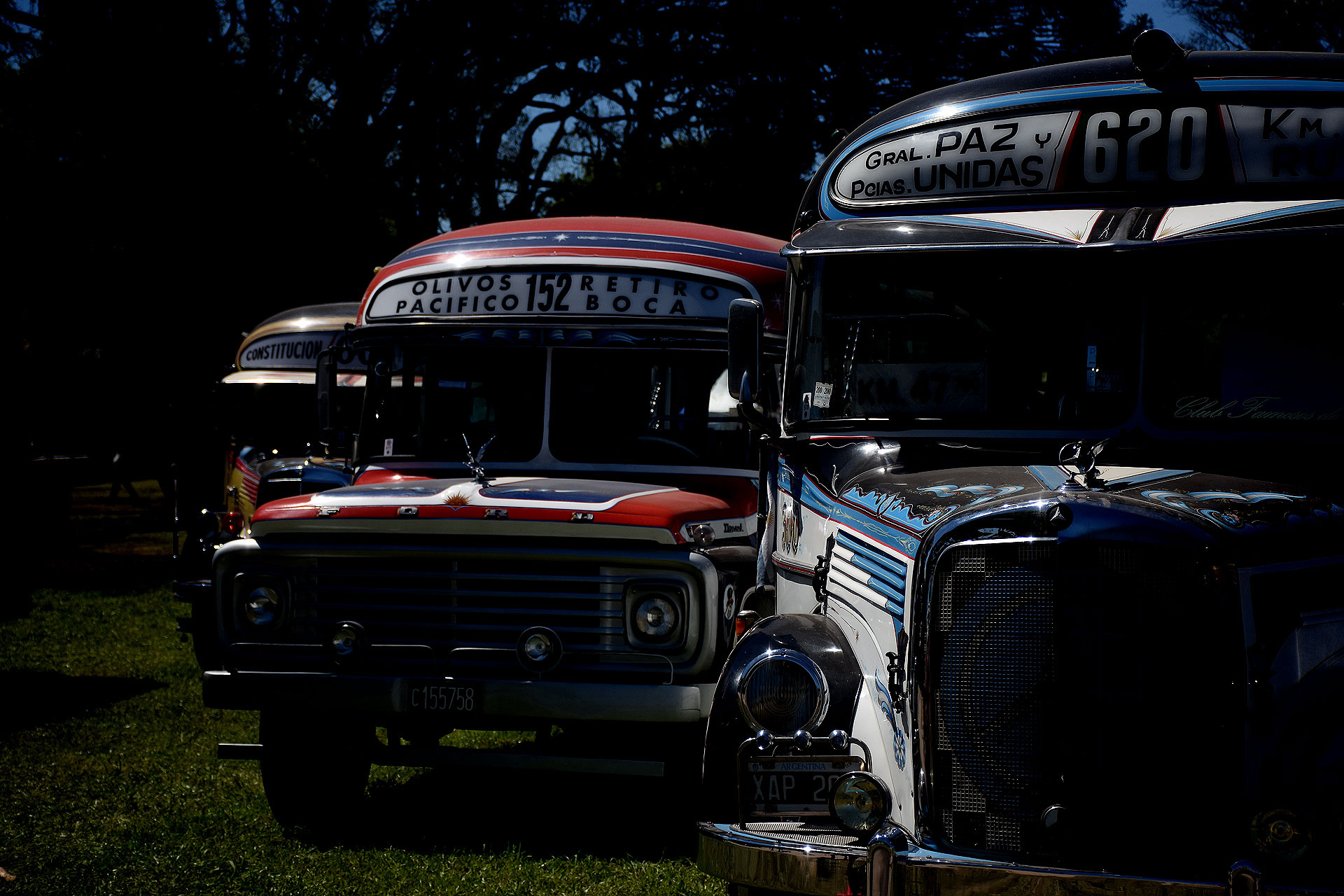 Los legendarios colectivos porteños volvieron a la muestra con una gran colección.