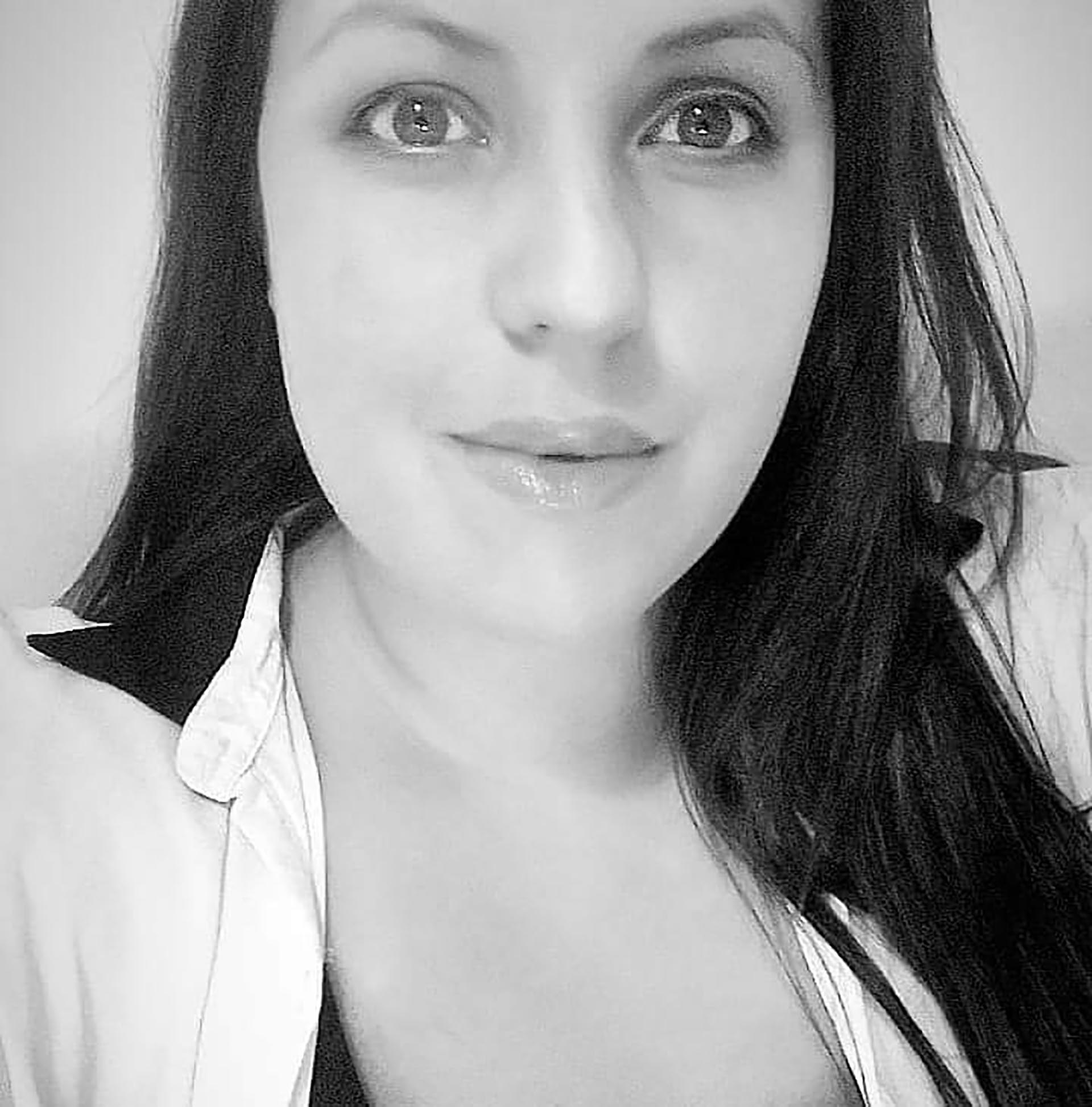 De hija adoptiva a activista: Hoy Natalia impulsa campañas sobre la adopción de niños y adolescentes.