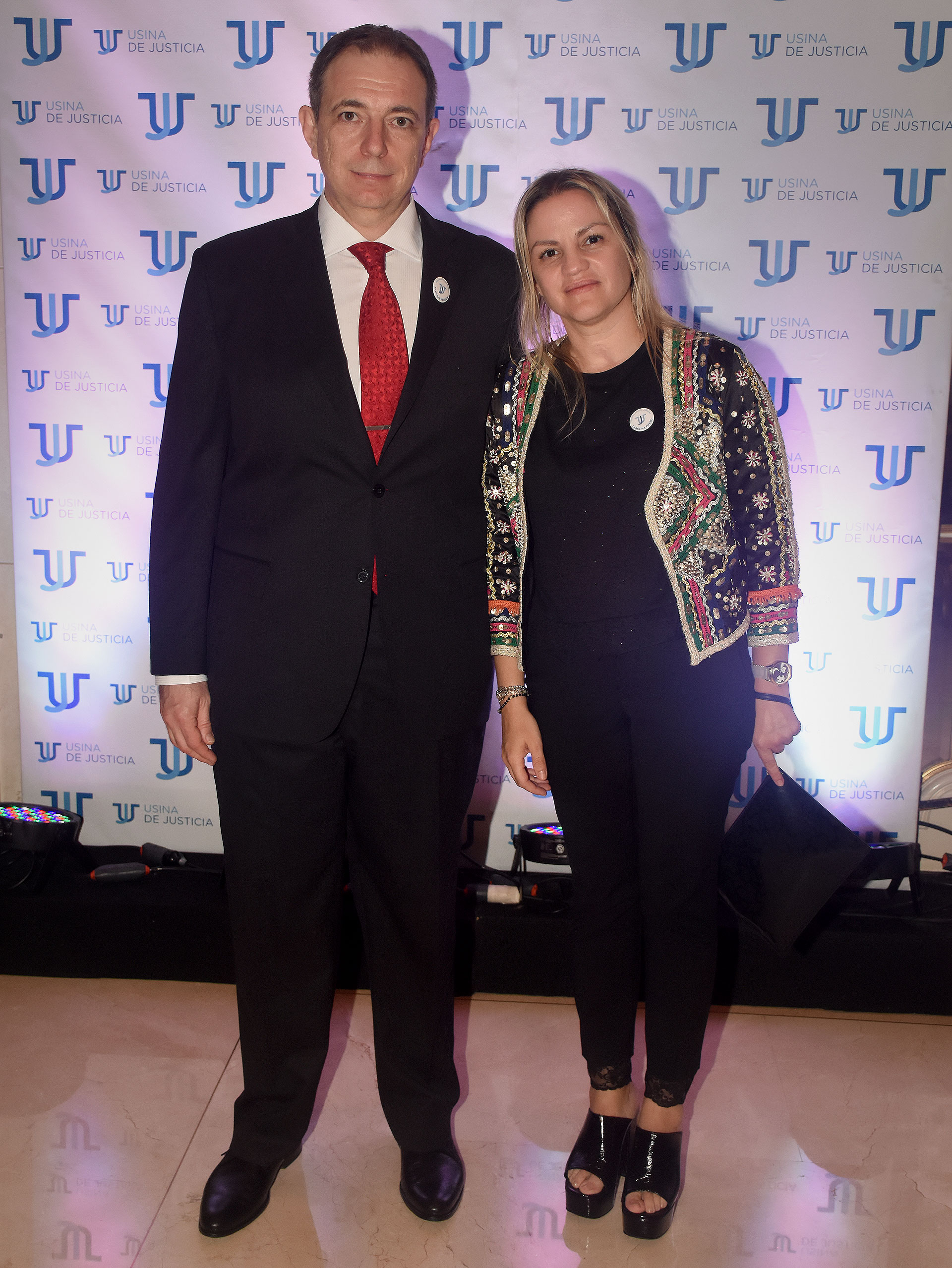 Franklin Rawson, padre de Ángeles Rawson, y Carolina Píparo, integrantes de la comisión directiva de Usina de Justicia
