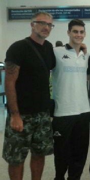 Padre e hijo en la previa del certamen