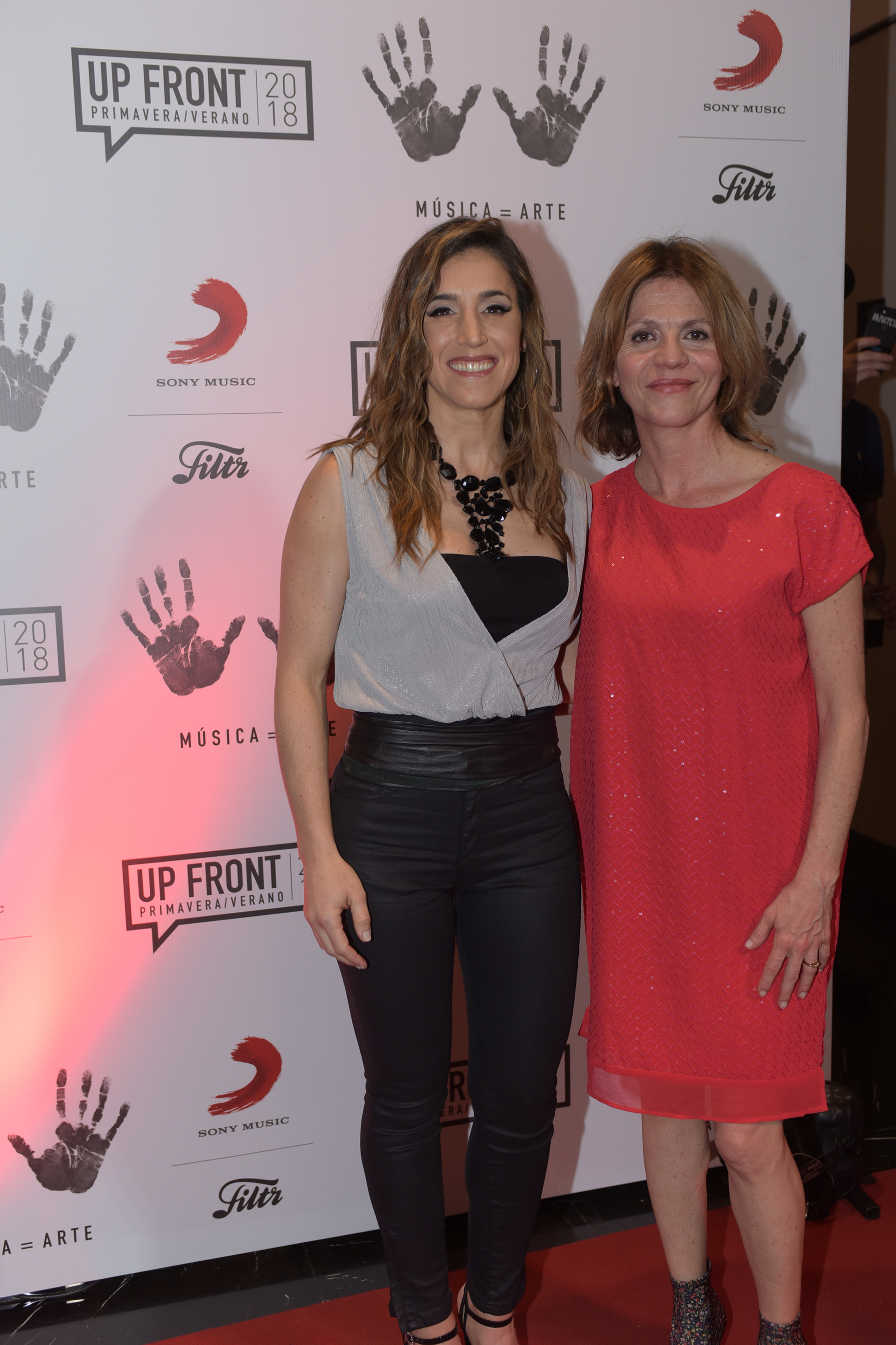 Soledad Pastorutti y Marcela Morelo