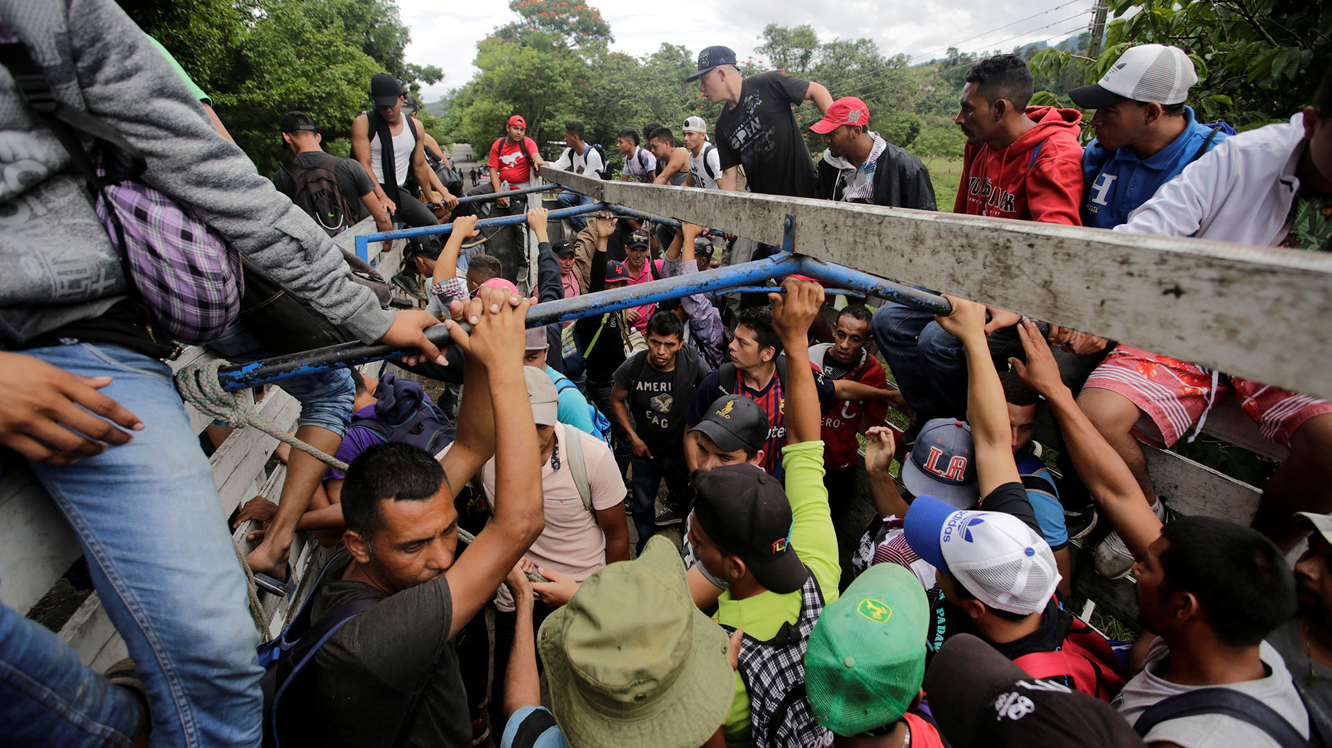 Algunos migrantes hondureños retornaron a su país luego de entrar de manera ilegal a Guatemala (Foto: Reuters)