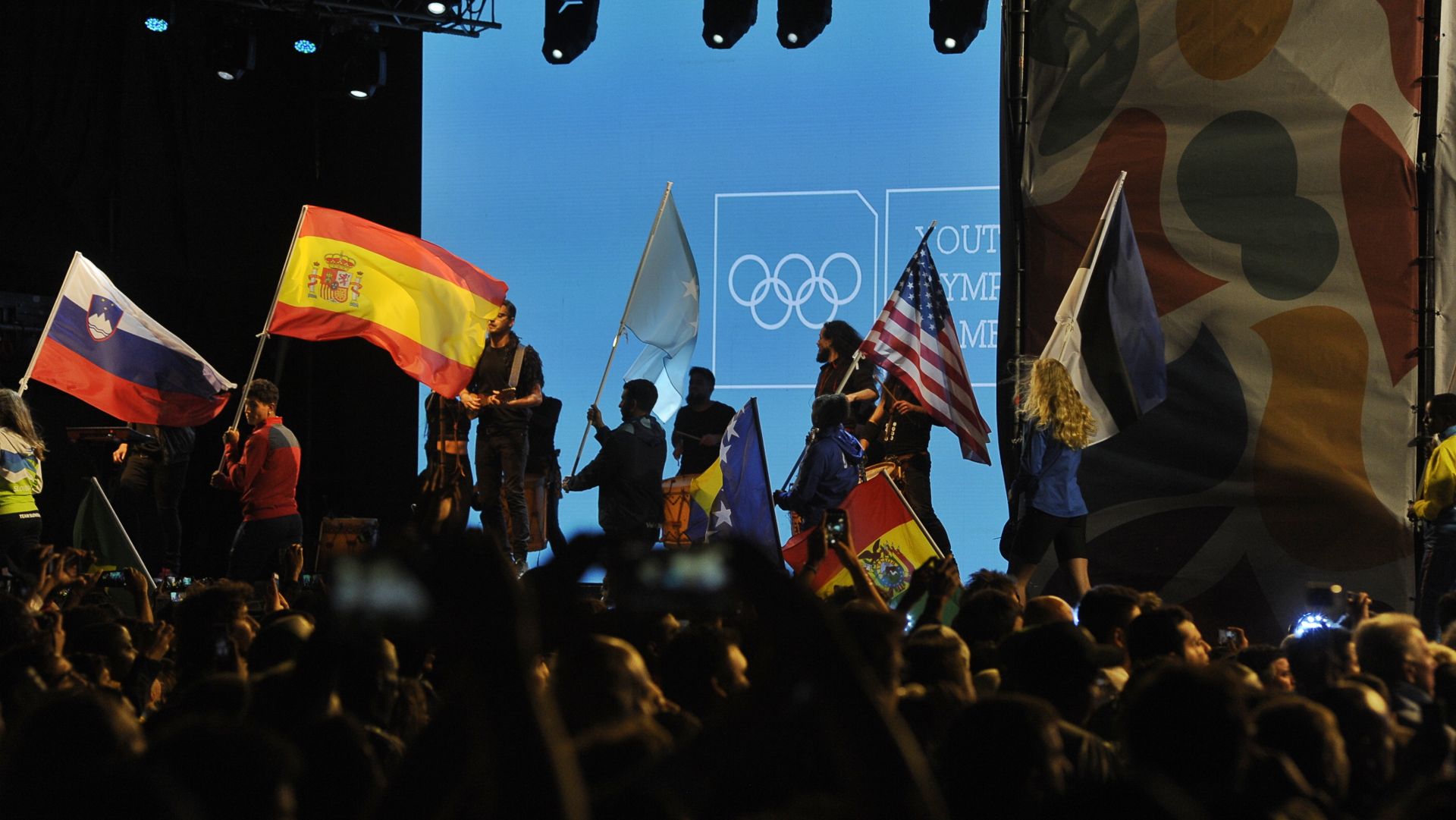 Los 206 países que participaron de Buenos Aires 2018 llevaron sus banderas (Patricio Murphy)