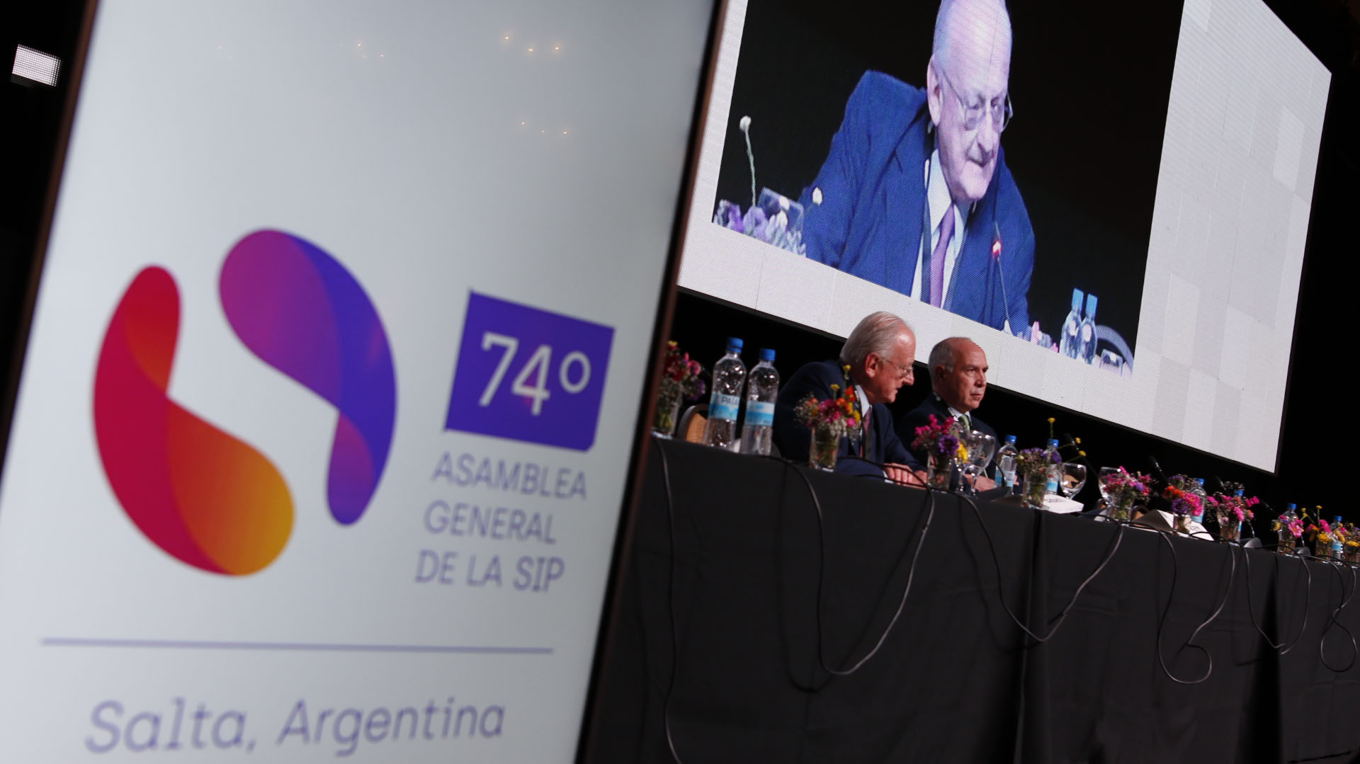 El ministro de la Corte Suprema argentina, Ricardo Lorenzetti, fue uno de los primeros expositores (Gentileza: El Tribuno)
