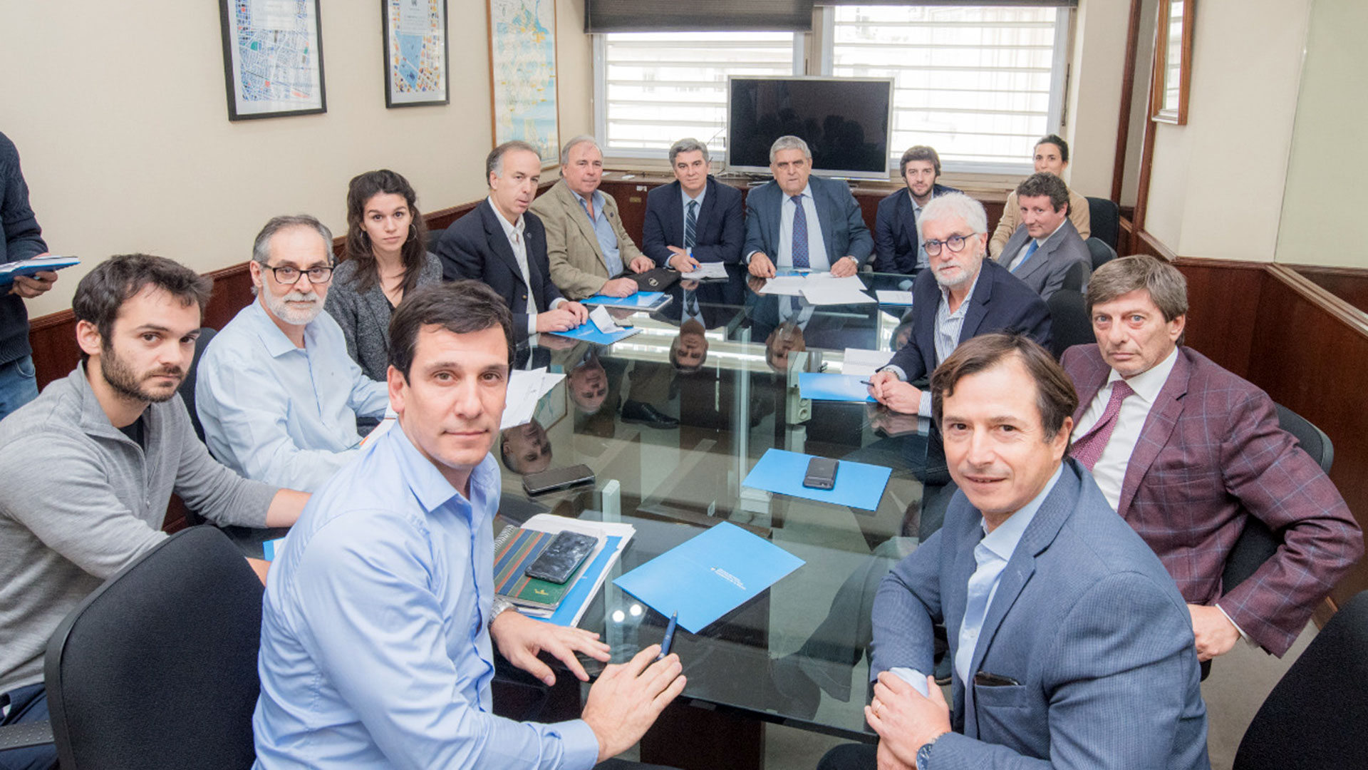 Funcionarios y el sector inmobiliario en medio del debate del año pasado por la Ley de Alquileres