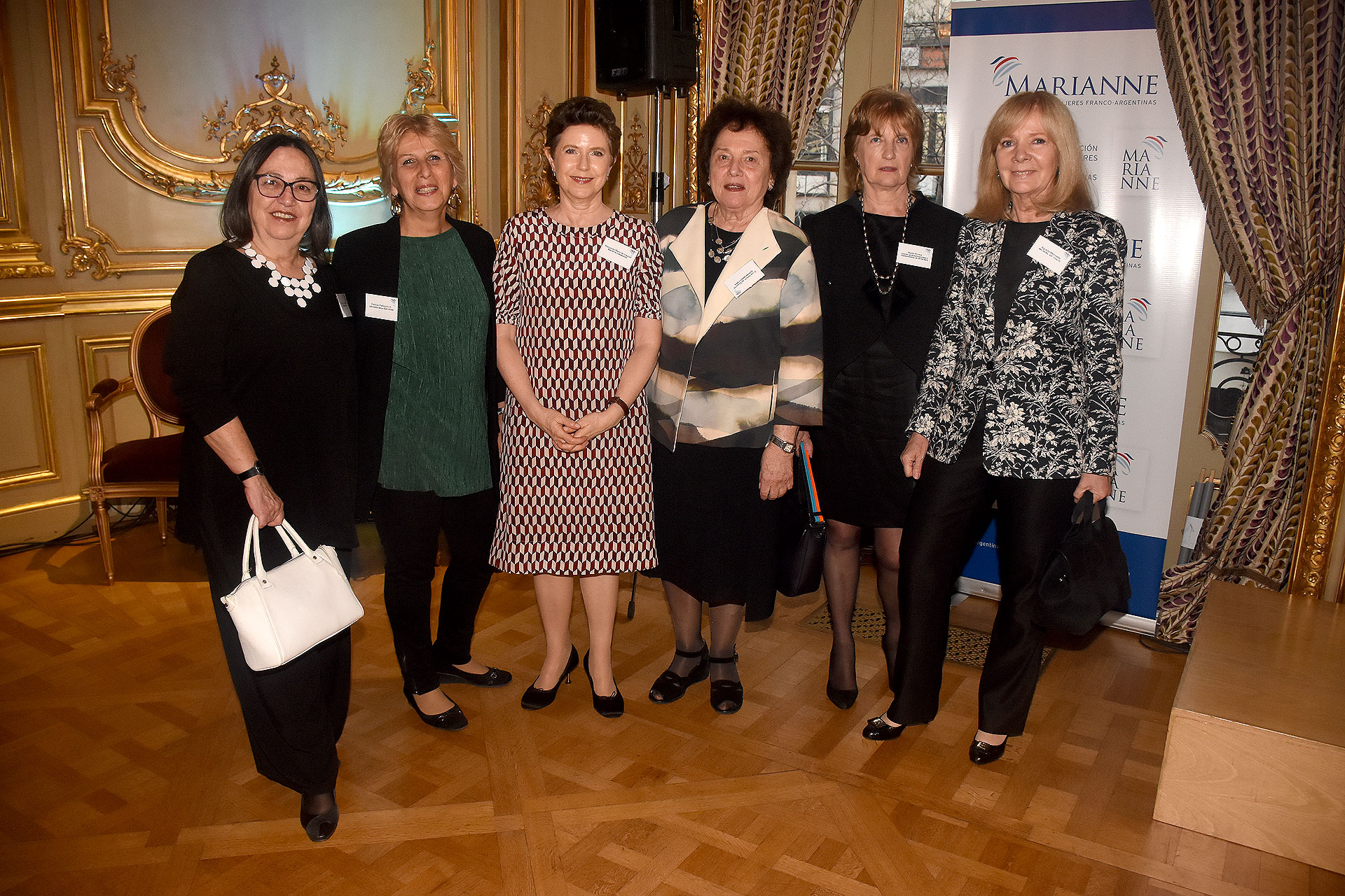 María Teresa Constantin, Fundación Osde; Patricia Pellegrini, Creciendo; Margarita Melo de Vaquer, Rincón de Corrientes; Silvia Hirsch de Dujovne, Marta Rovira, Centro investigaciones y transferencia de Entre Ríos; y Agueda Menvielle, Ministerio de Relaciones Exteriores y Culto