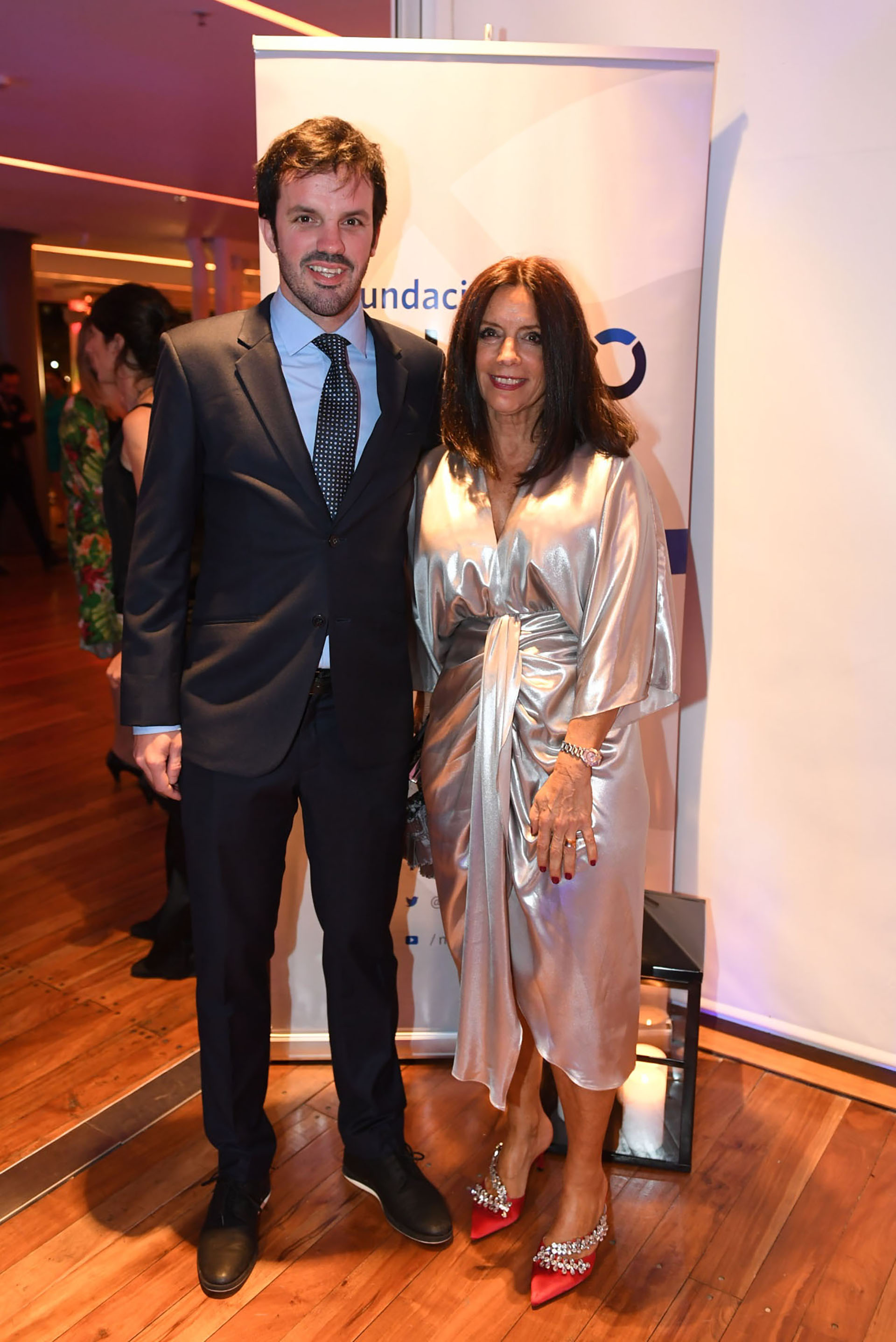 Rafael Escalante (Fundación Cimientos) y Carolina Barros (Corporación América)