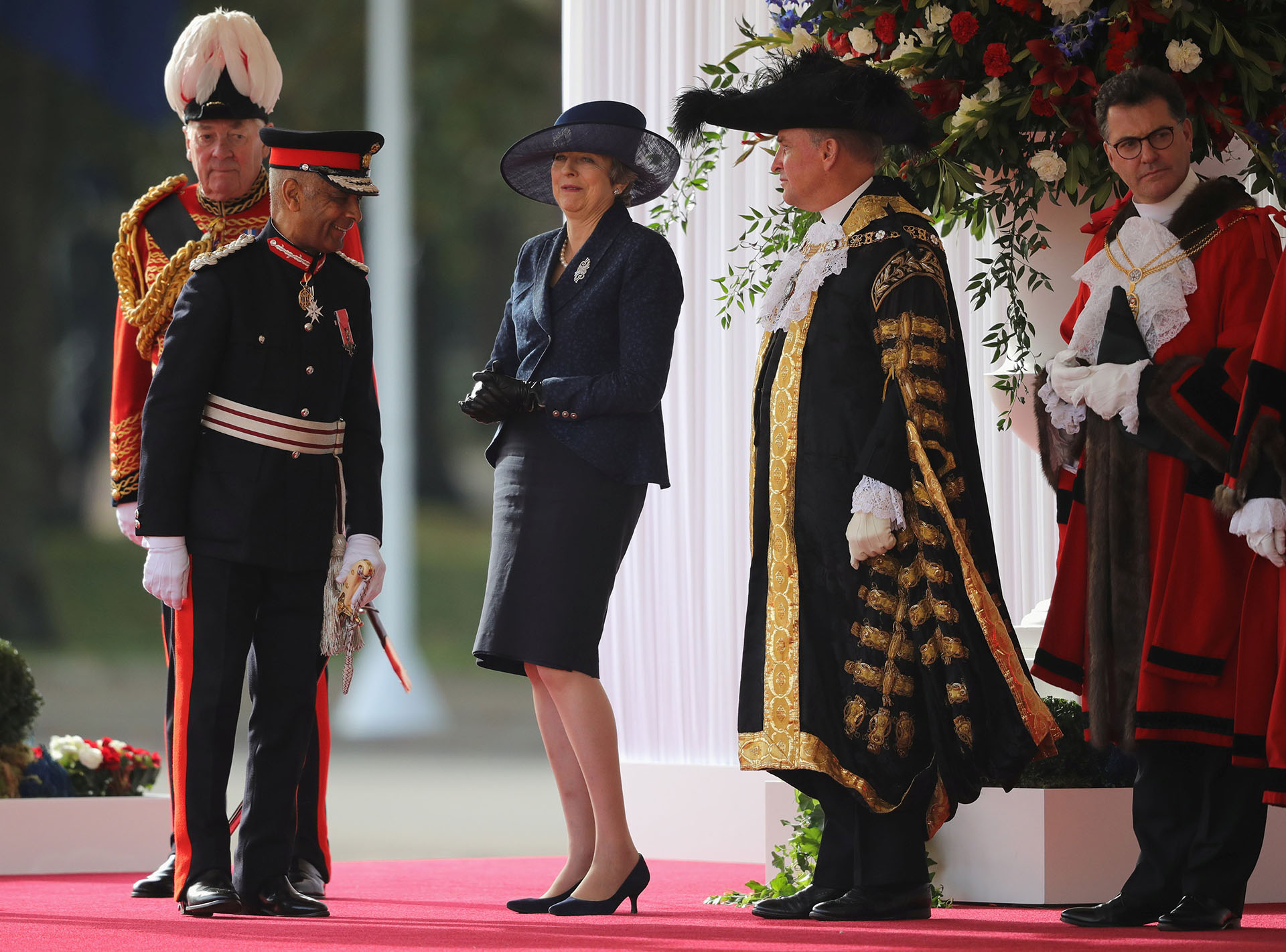 La primer ministra Theresa May también participó de la ceremonia. En las próximas horas tendrá un encuentro privado con los reyes de Holanda