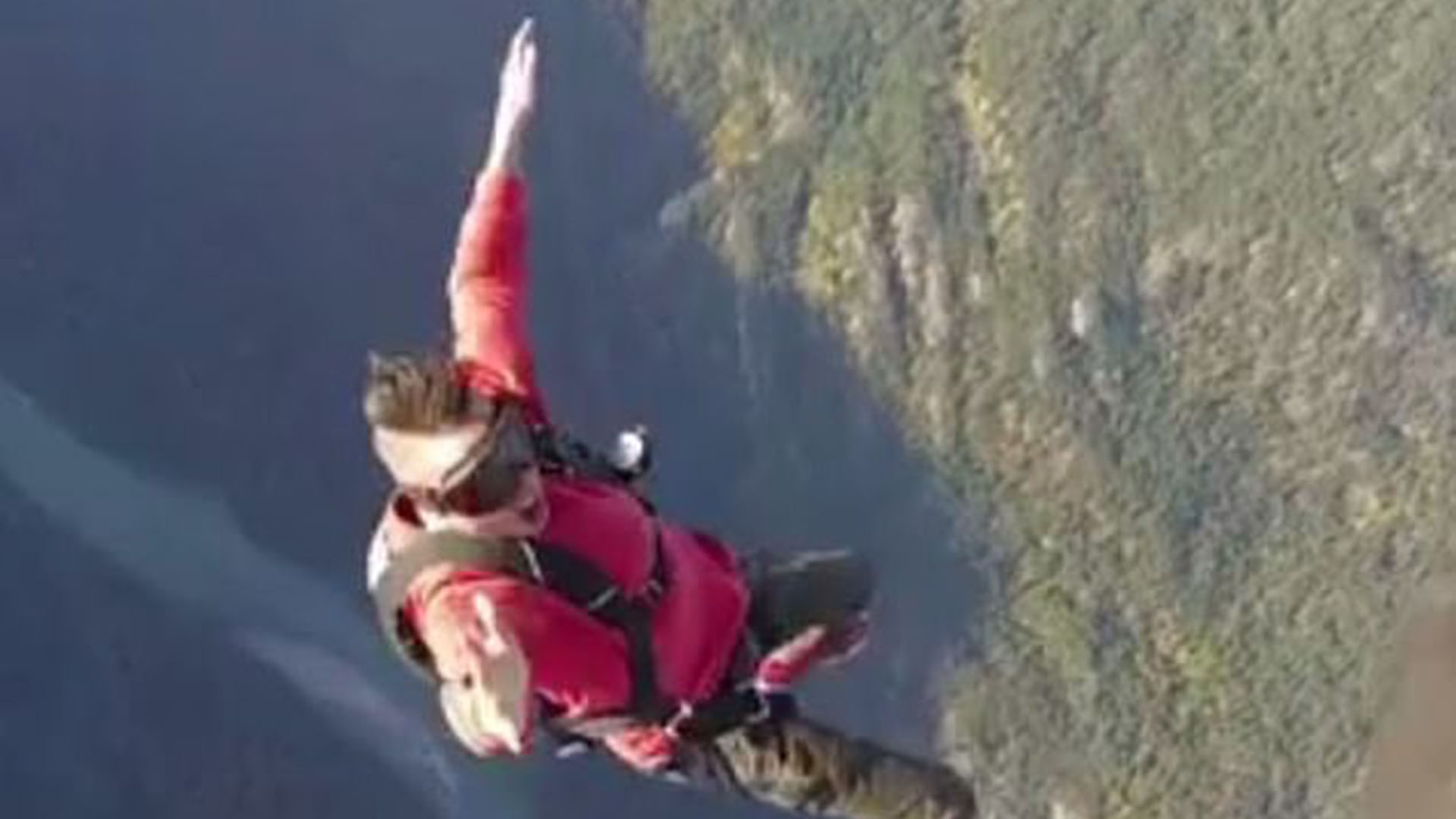 El rapero había practicado la maniobra en varias ocasiones (Instagram: @jonjames)