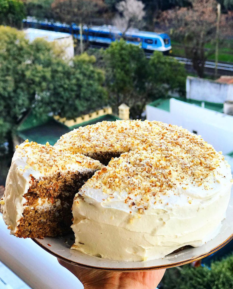 Carrot Cake Saludable, una de las recetas top y más pedidas por los seguidores de Mica. Ver receta en su cuenta