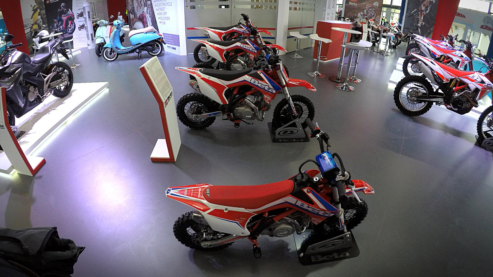 Los ministros de Transporte, Guillermo Dietrich, y de Producción, Dante Sica, darán una conferencia en la presentación oficial del Salón Moto 2018