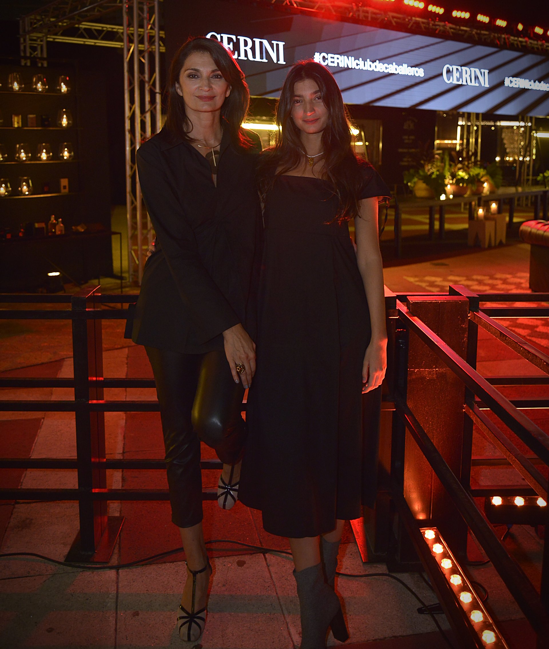 Mariana Arias y su hija Paloma Cepeda