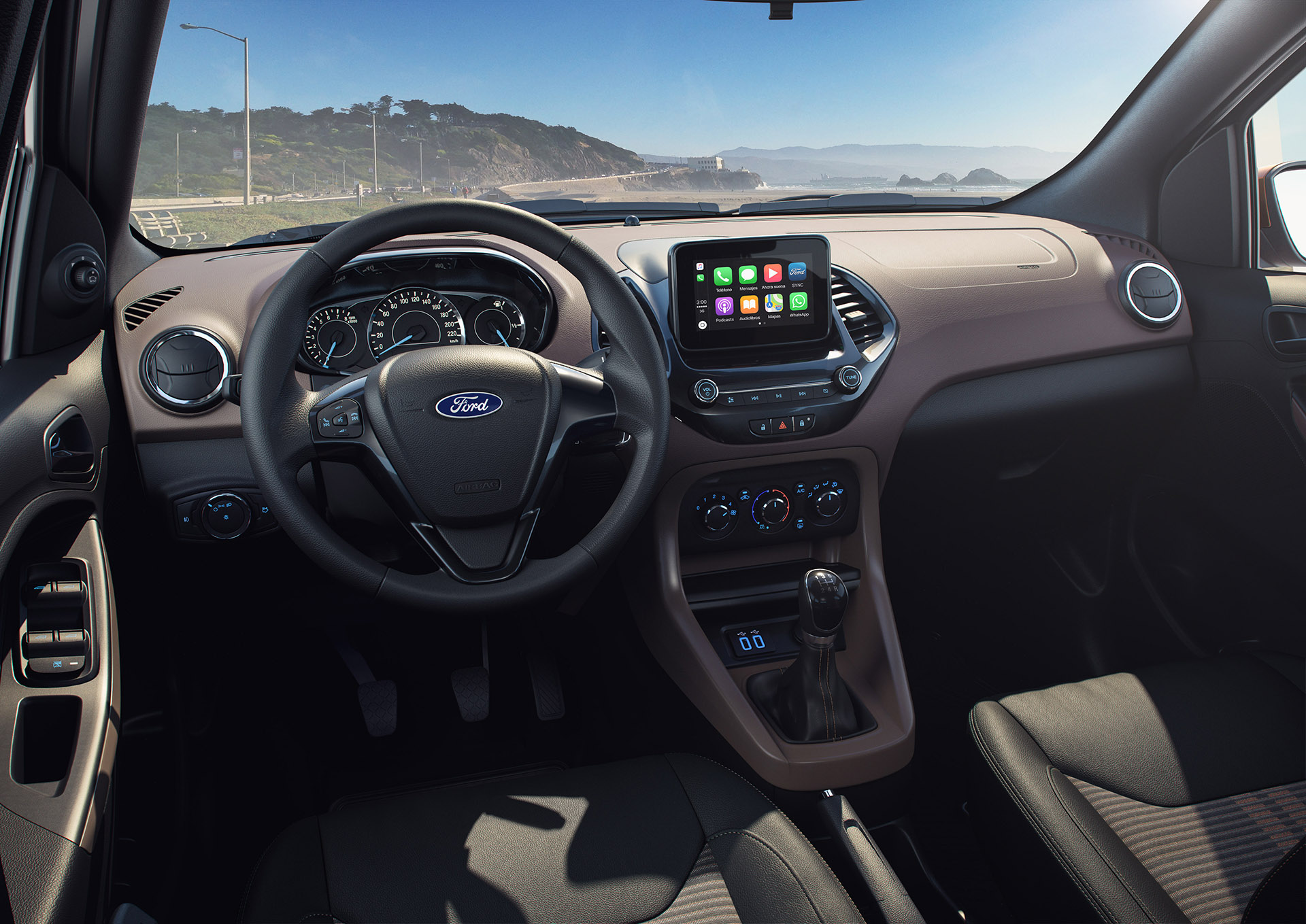 Compatible con Android Auto y Apple Car Play.