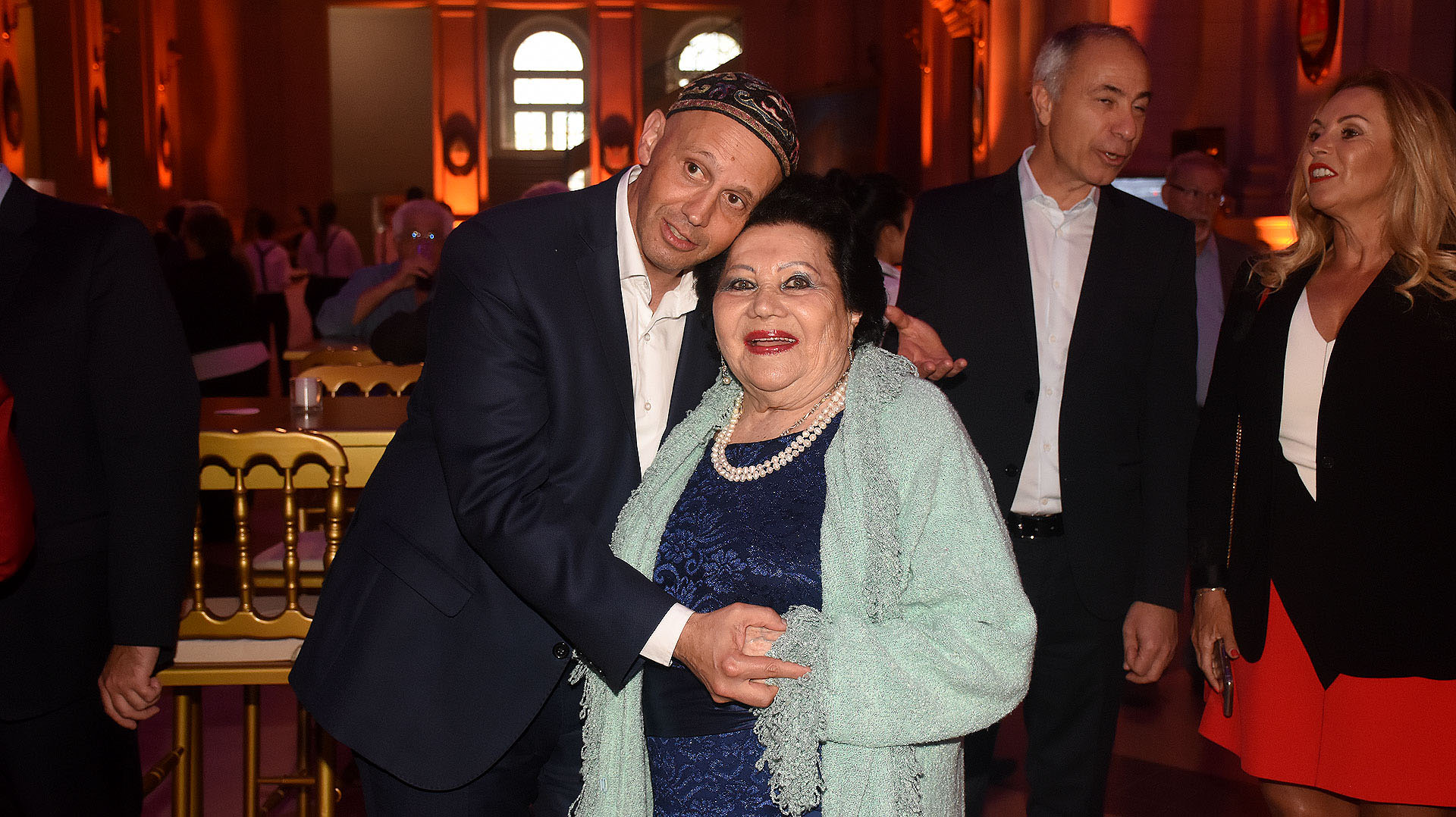 Sergio Bergman, secretario de Ambiente, junto a Eugenia Rotsztajn Unger, Miembro Fundador Museo del Holocausto