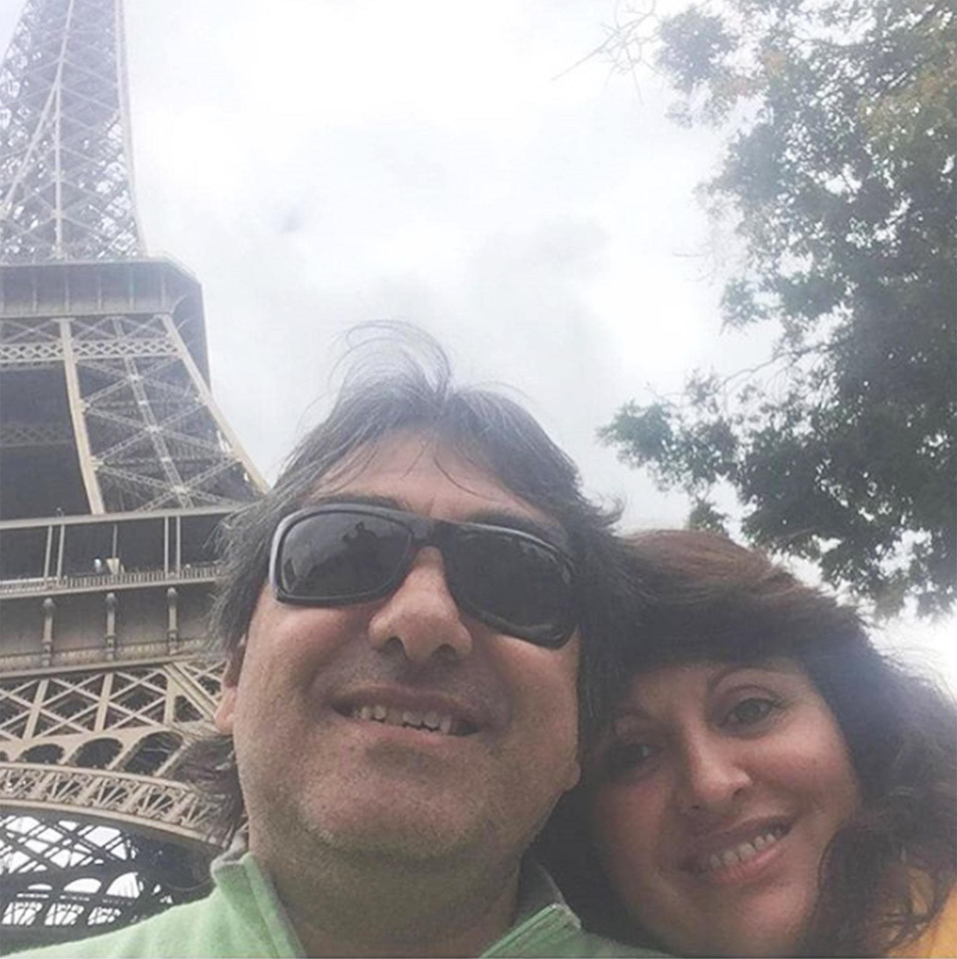 Kike en una selfie que subió hace dos días junto a su mujer, por su cumpleaños