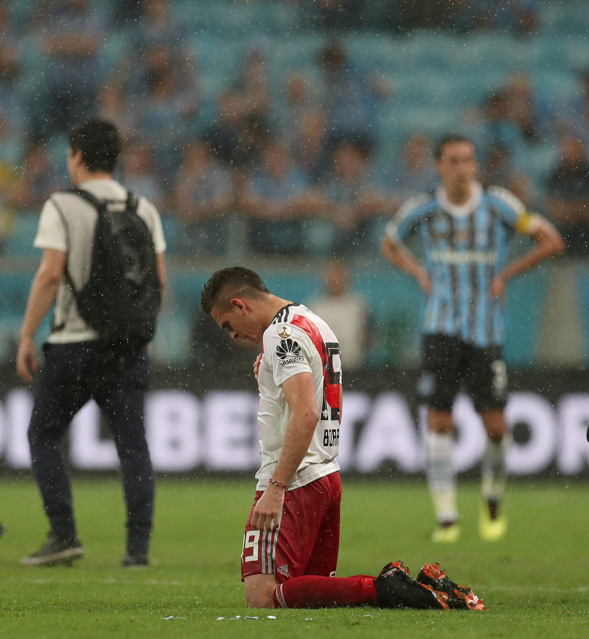 La emocionante celebración de Rafael Santos Borré (REUTERS)