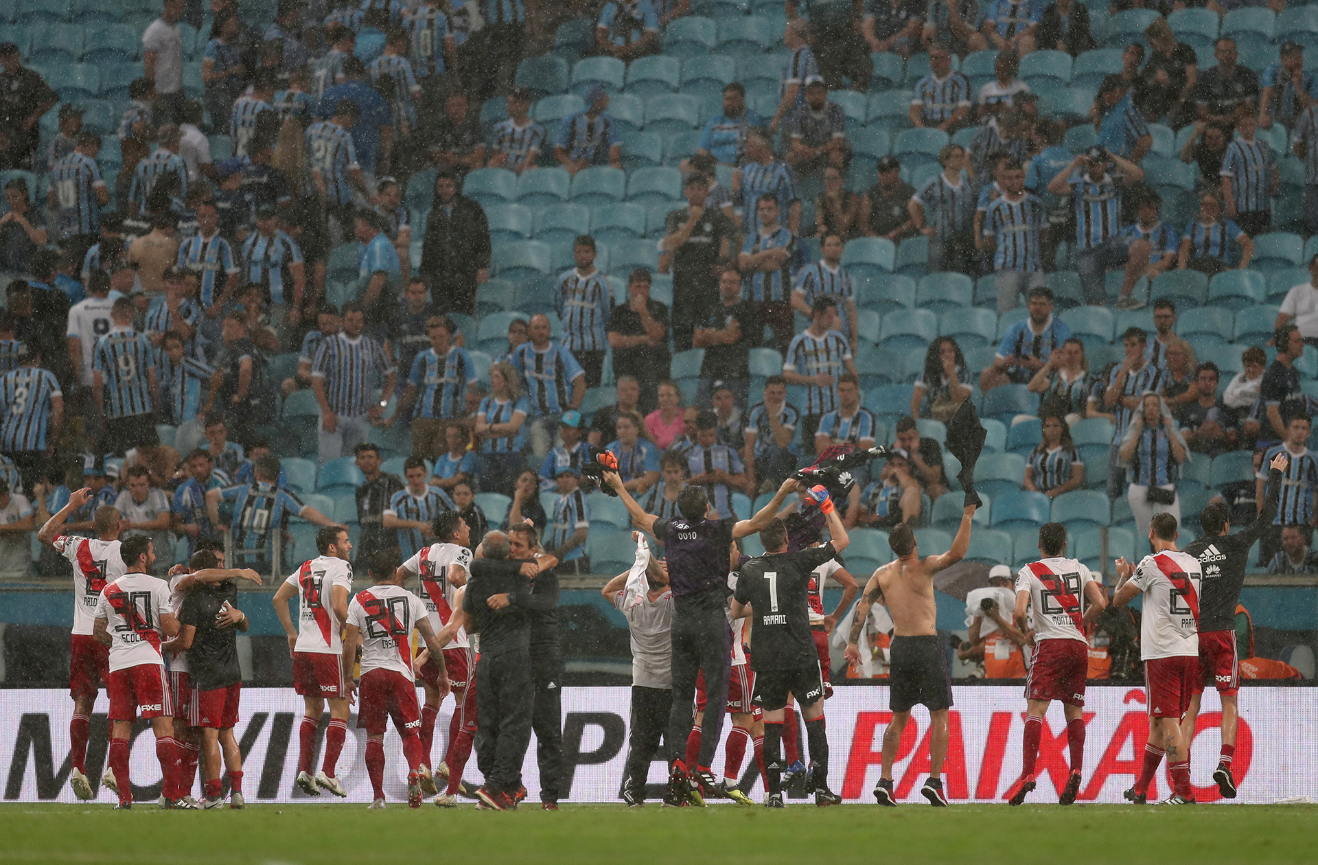 (REUTERS)