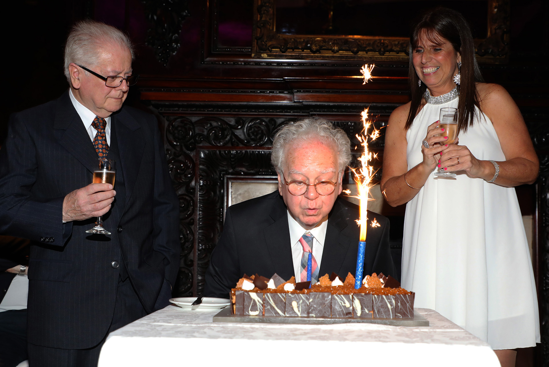 Barney Finn, tras el “cumpleaños feliz”