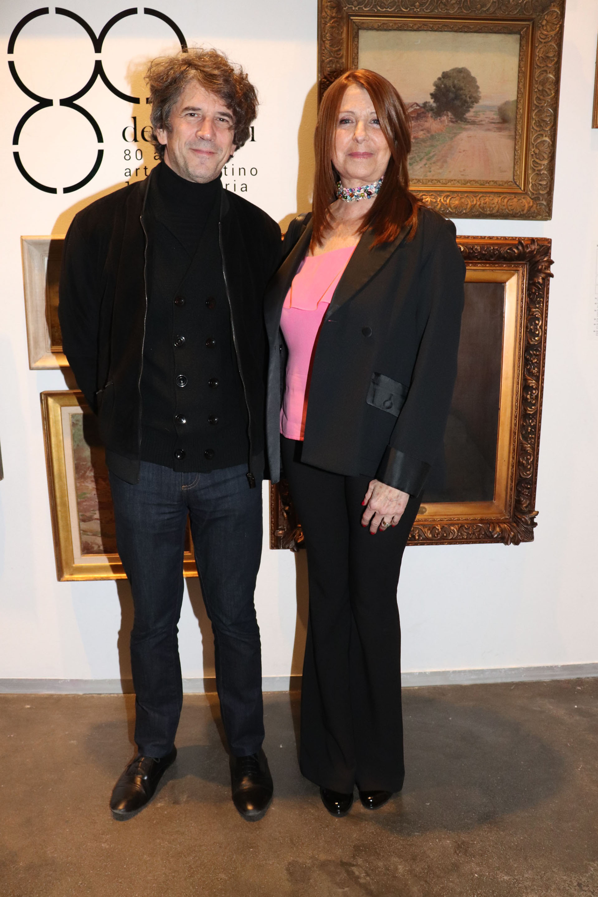 El artista Pablo La Padula y la curadora del remate Telma Satz