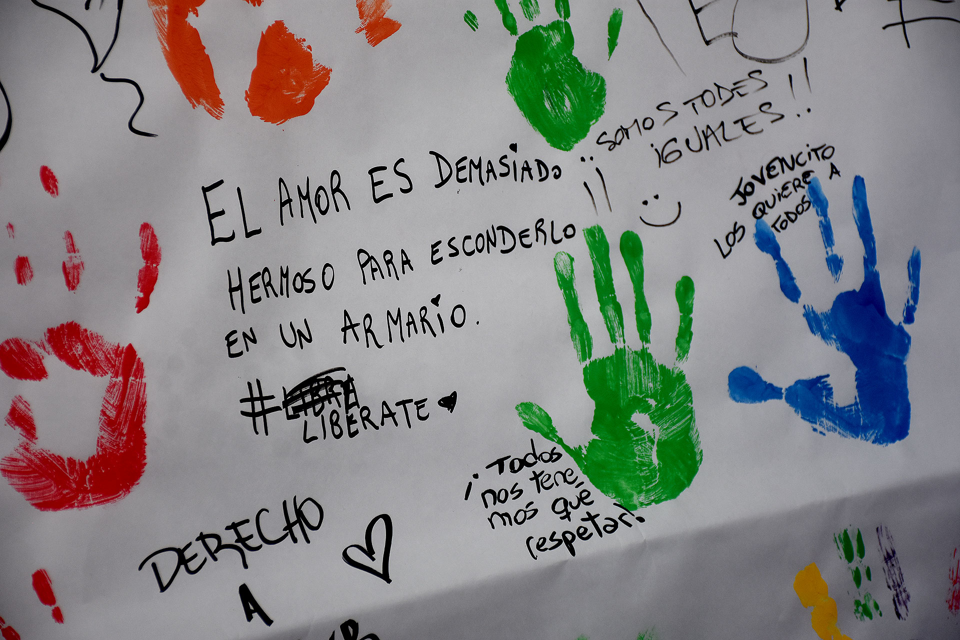 “El amor es demasiado hermoso para esconderlo en un armario”, un mensaje en el festival de cierre