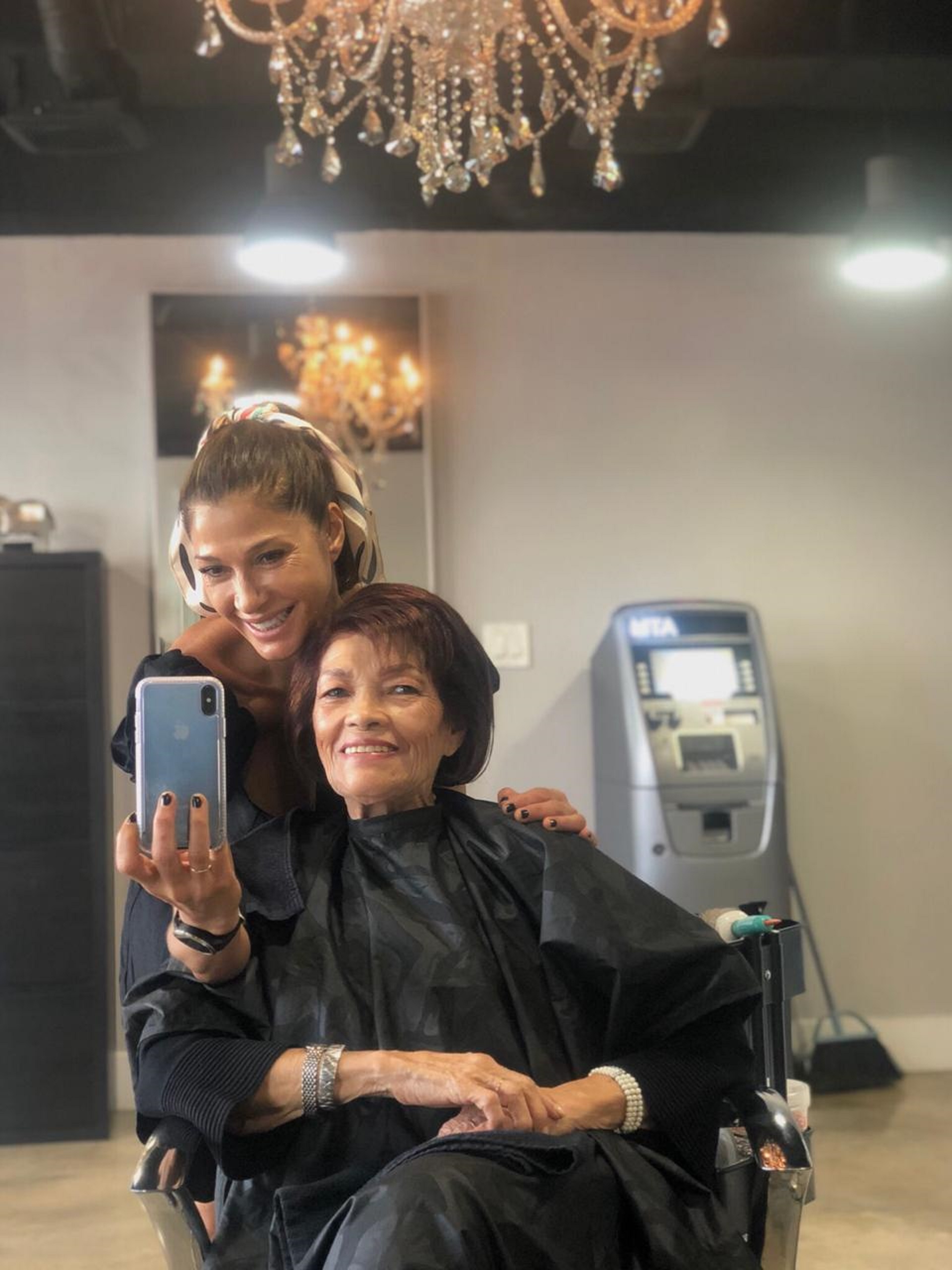 Cathy su madre disfrutando juntas en Miami