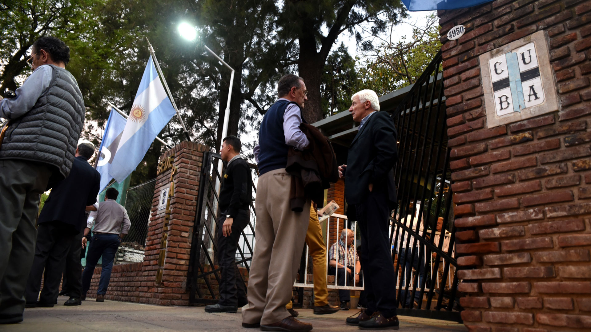 La votación es en la sede de Palermo (Manuel Cortina)