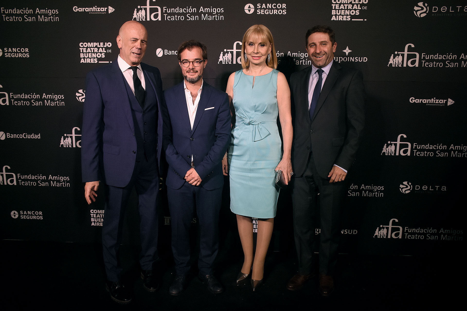 Jorge Telerman y Enrique Avogadro junto a la directora del Teatro Colón, María Victoria Alcaraz, y el secretario de Gobierno porteño, Fernando Straface