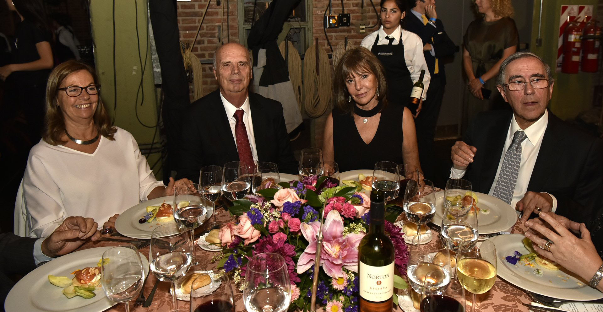 El vicepresidente de la Bolsa de Comercio de Buenos Aires, Héctor Orlando, y su mujer