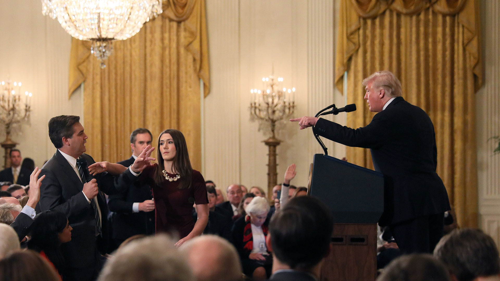 Trump increpa al periodista de CNN, Jim Acosta(Reuters)