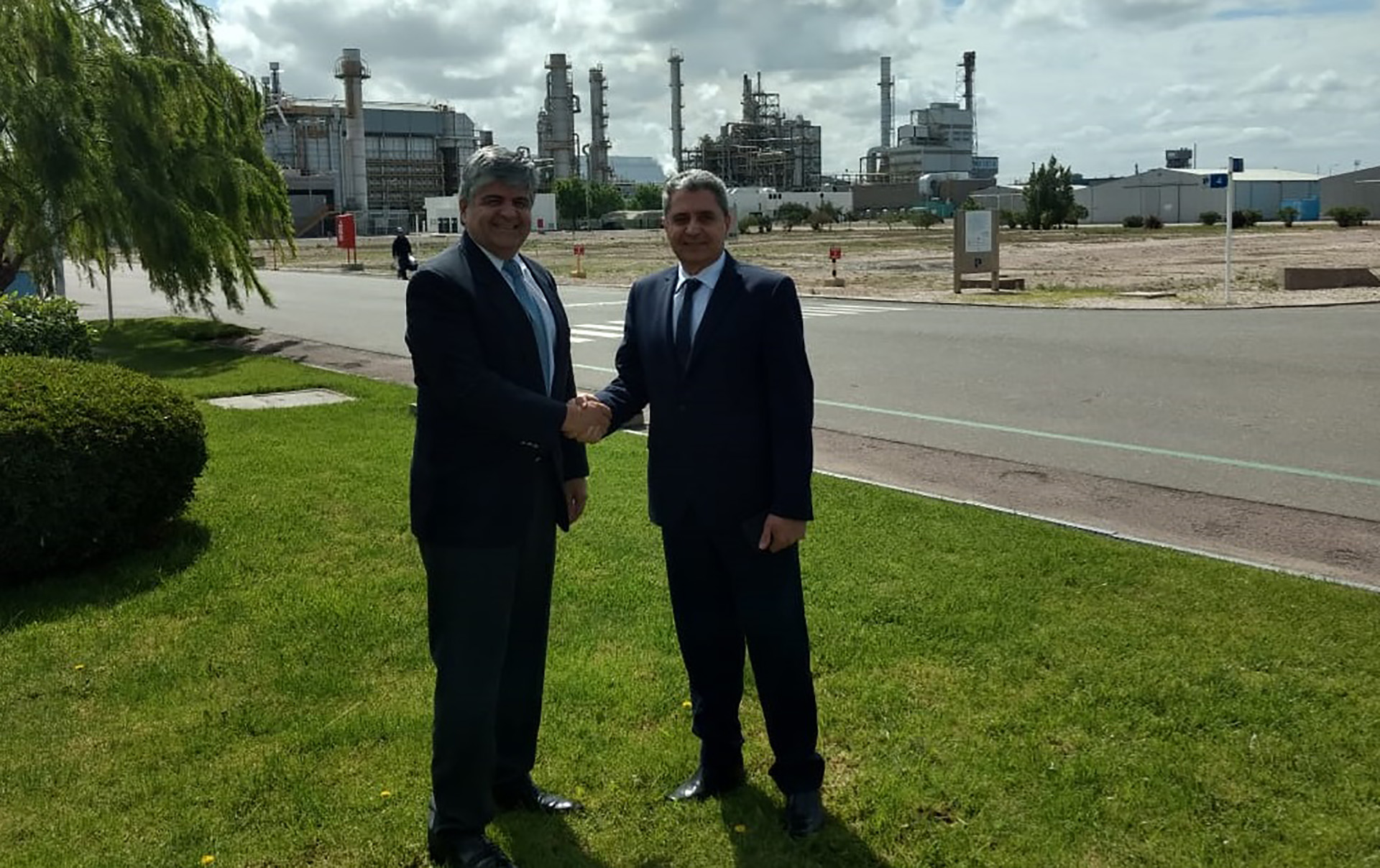 Miguel Gutiérrez, presidente de YPF y Daniel Pettarin, Gerente General de Profertil.