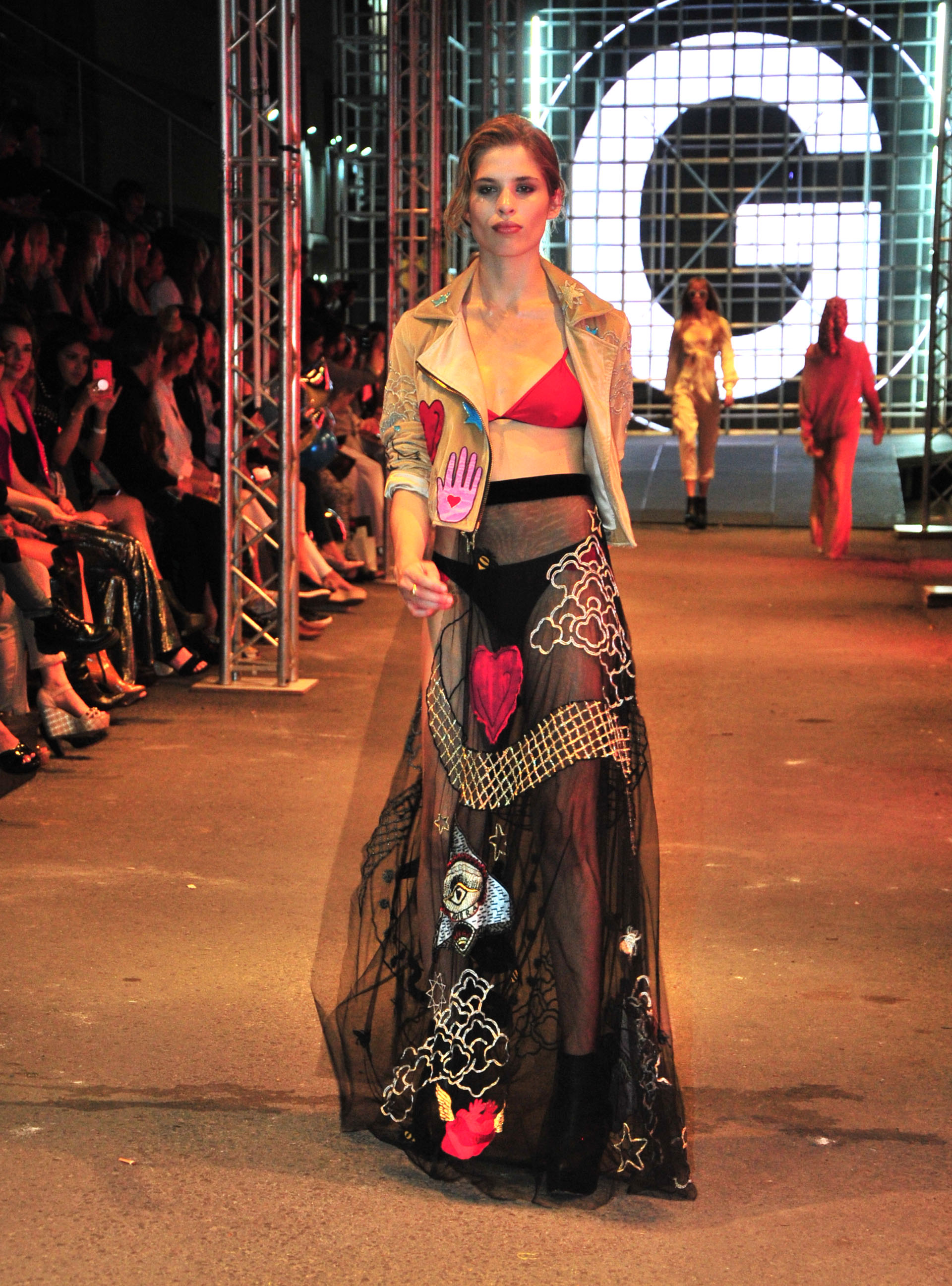 Muchos famosos asistieron al evento de moda