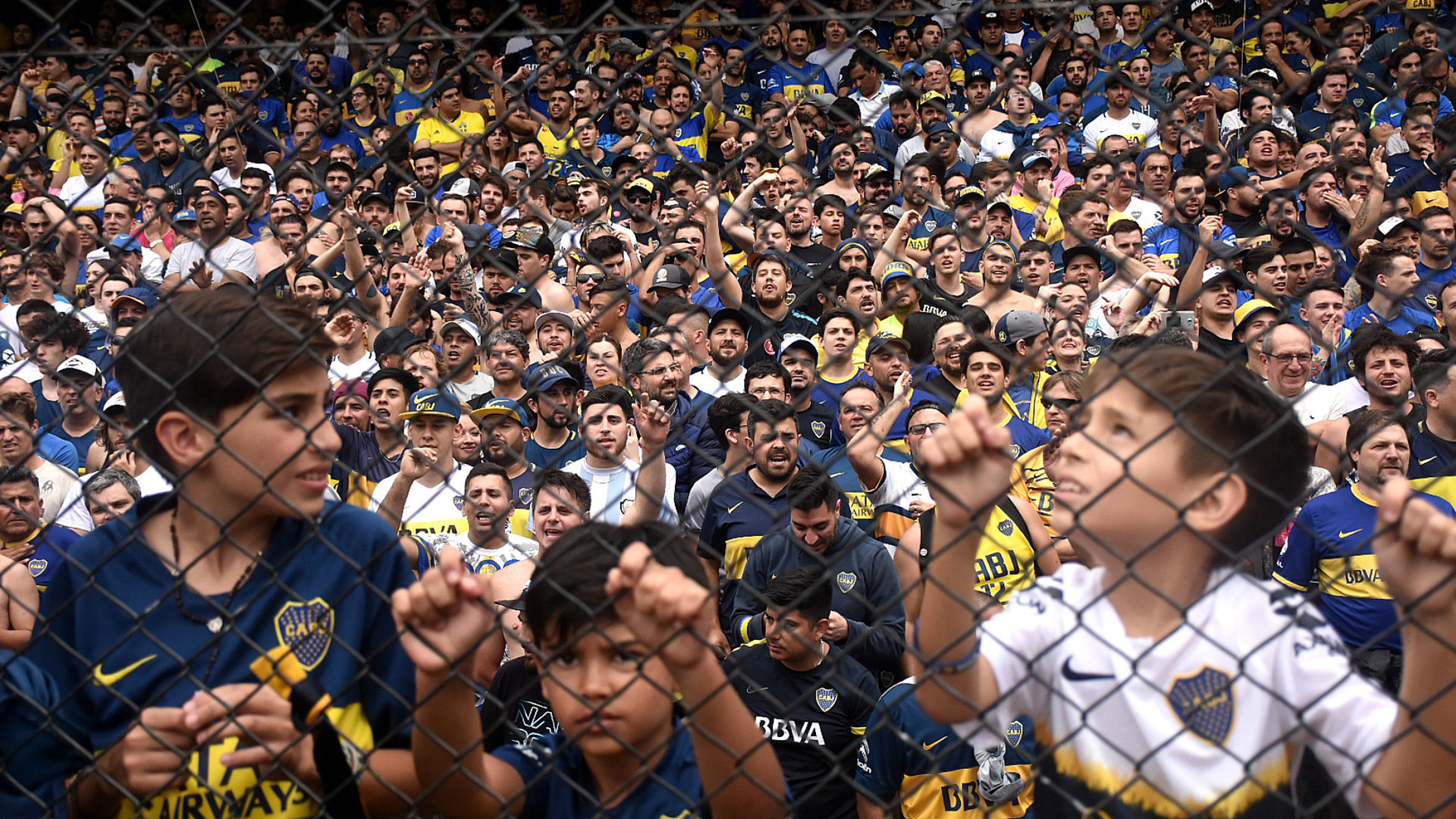 Por primera vez en la historia los dos clubes más grandes de la Argentina se midieron en esta instancia