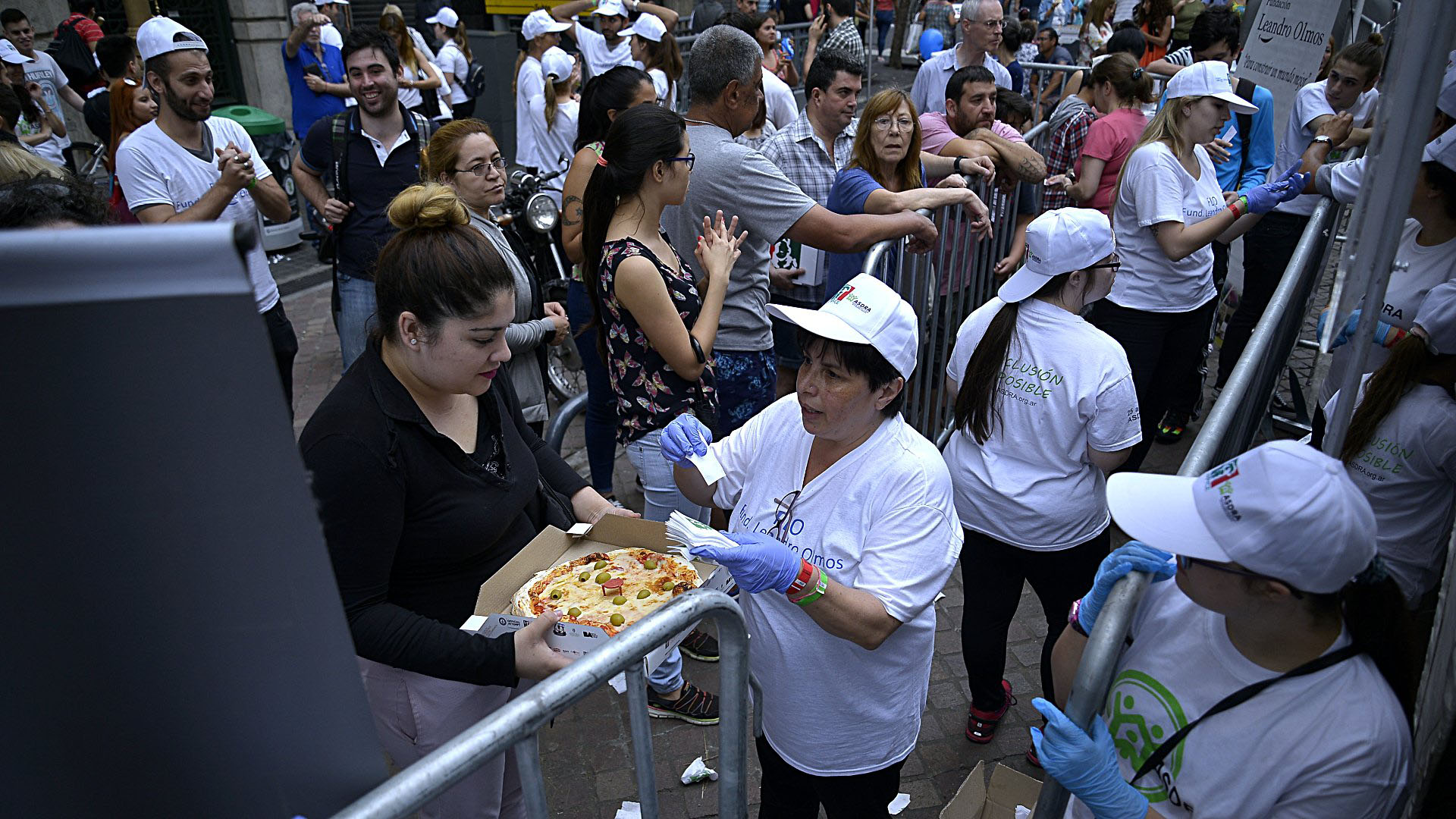 Todos disfrutaron de las pizzas e empanadas