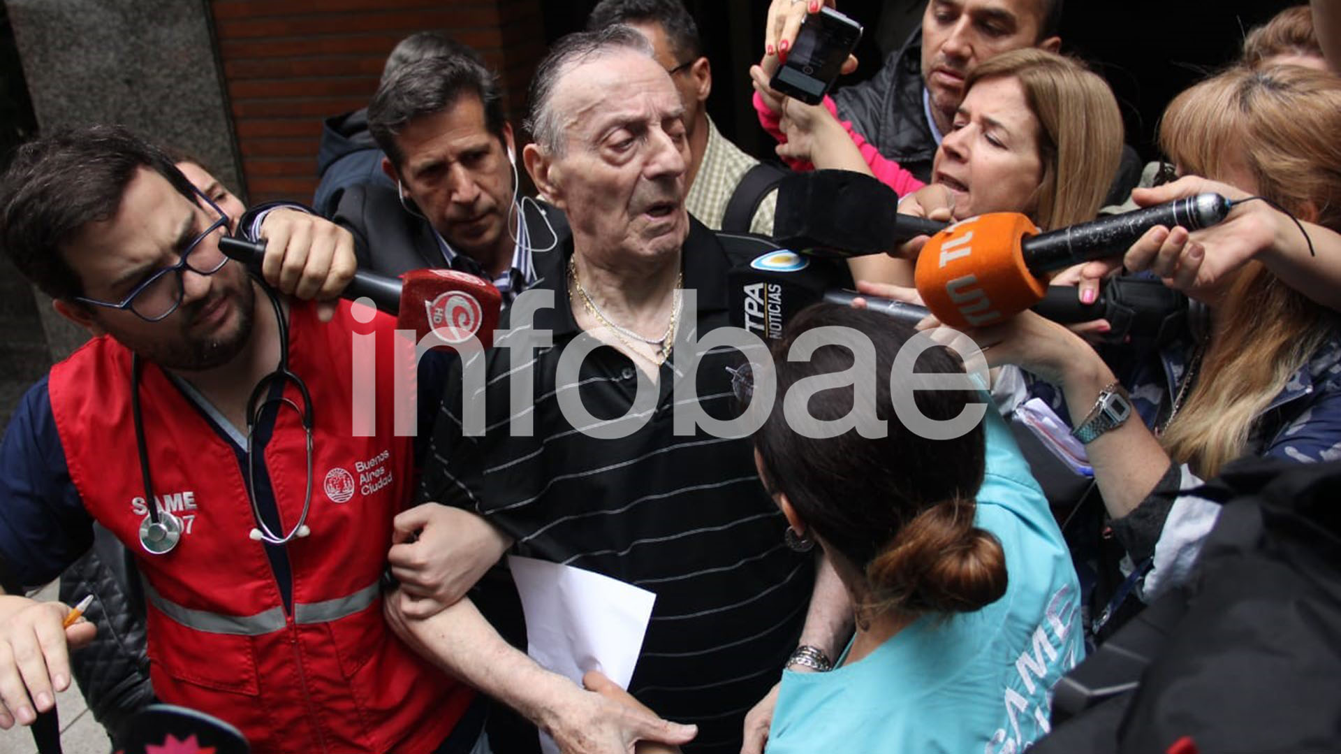 Tristán fue internado, luego de tener una pelea familiar en su vivienda. Fue un confuso episodio en el que uno de sus hijos denunció que el cómico estaba armado y que había amenazado a su hermano (Matias Baglietto)