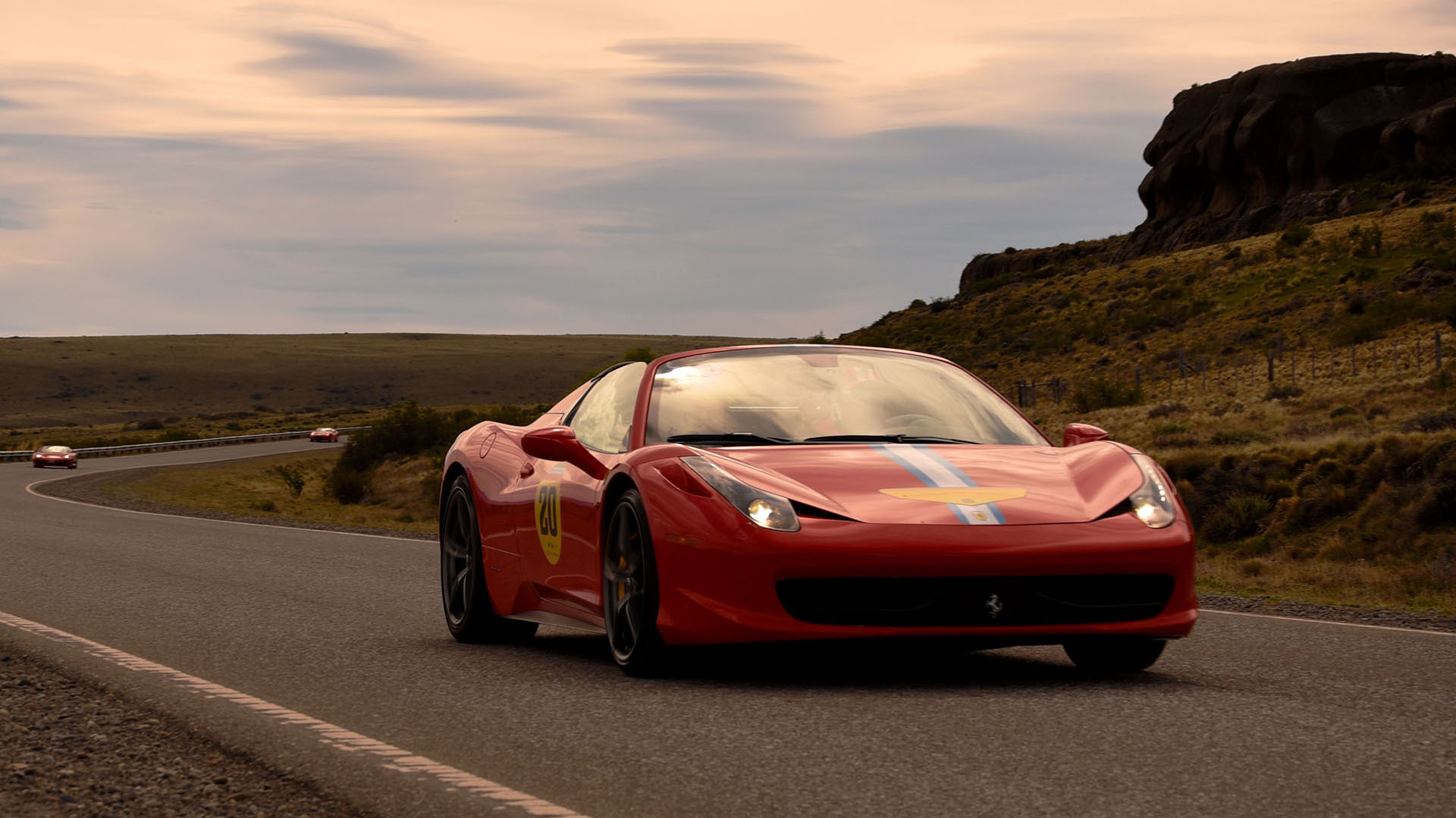 Rally Passione Unica Ferrari Patagonia es un encuentro de fanáticos y propietarios de modelos fabricados en la legendaria fábrica de Maranello. Es la cuarta edición de un rally que comenzó en 2015 y que cada año crece y agrega nuevas rutas
