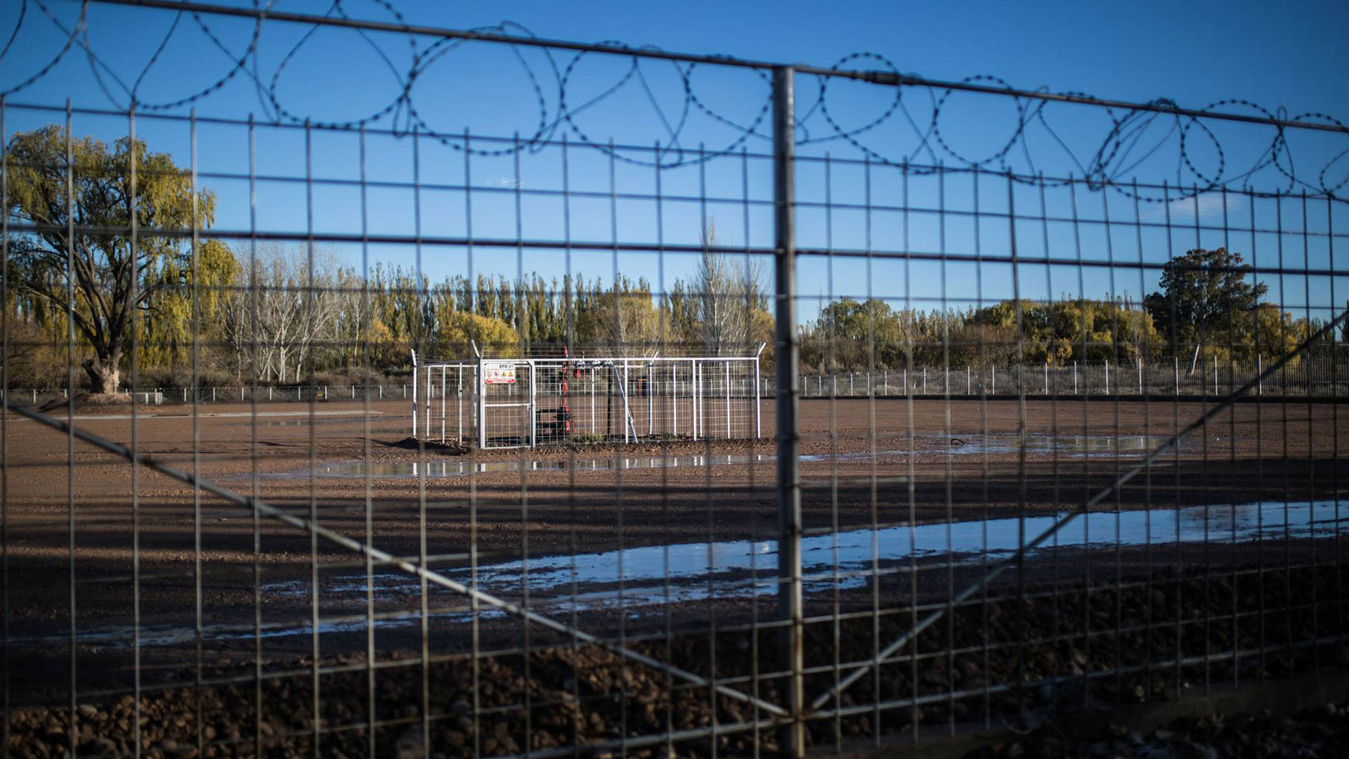 El pozo AP.RN.EFE 141 está a unos 75 metros de la casa de la familia Ibáñez (Greenpeace)