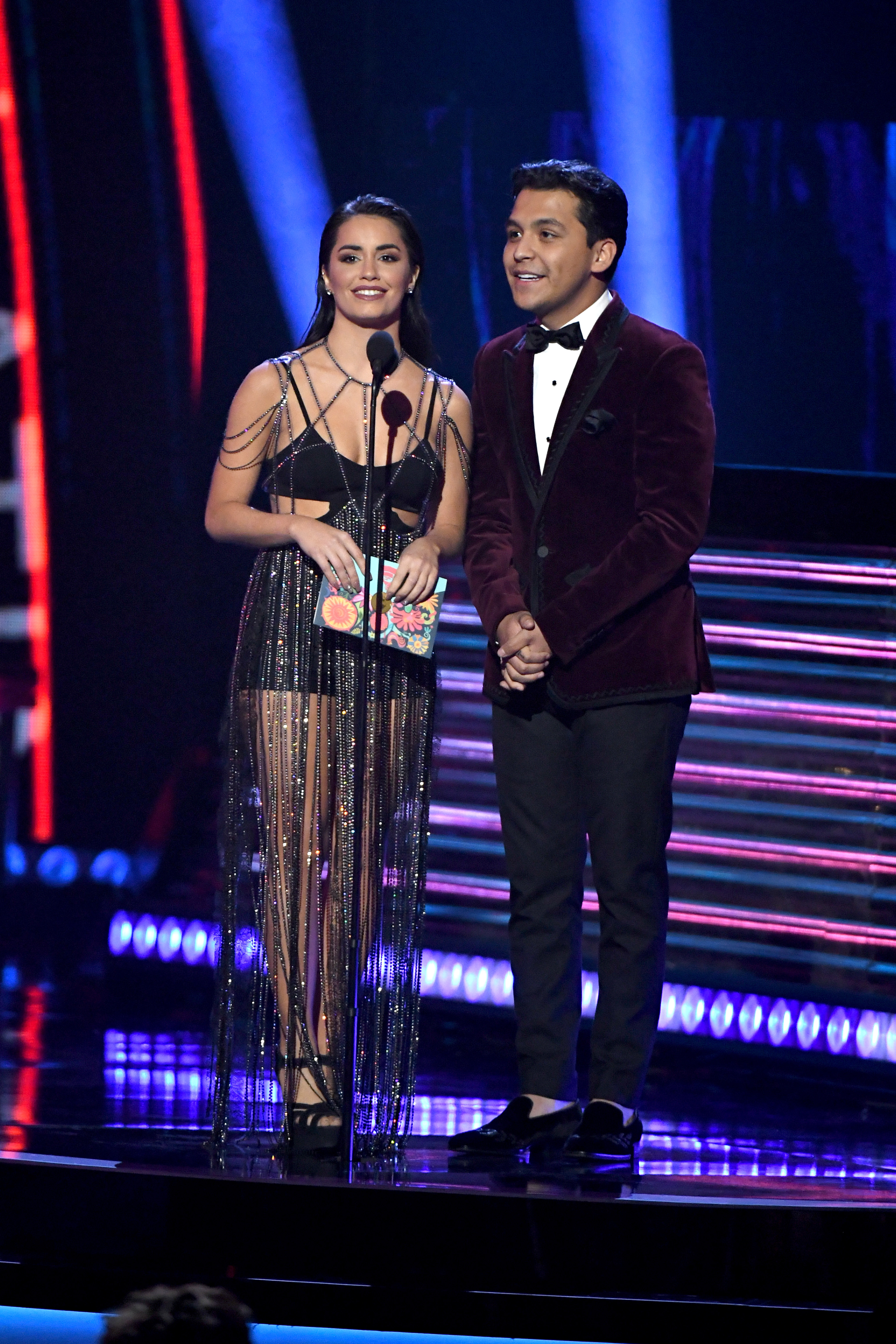 Lali y Christian Nodal fueron los encargados de presentar la categoría pop