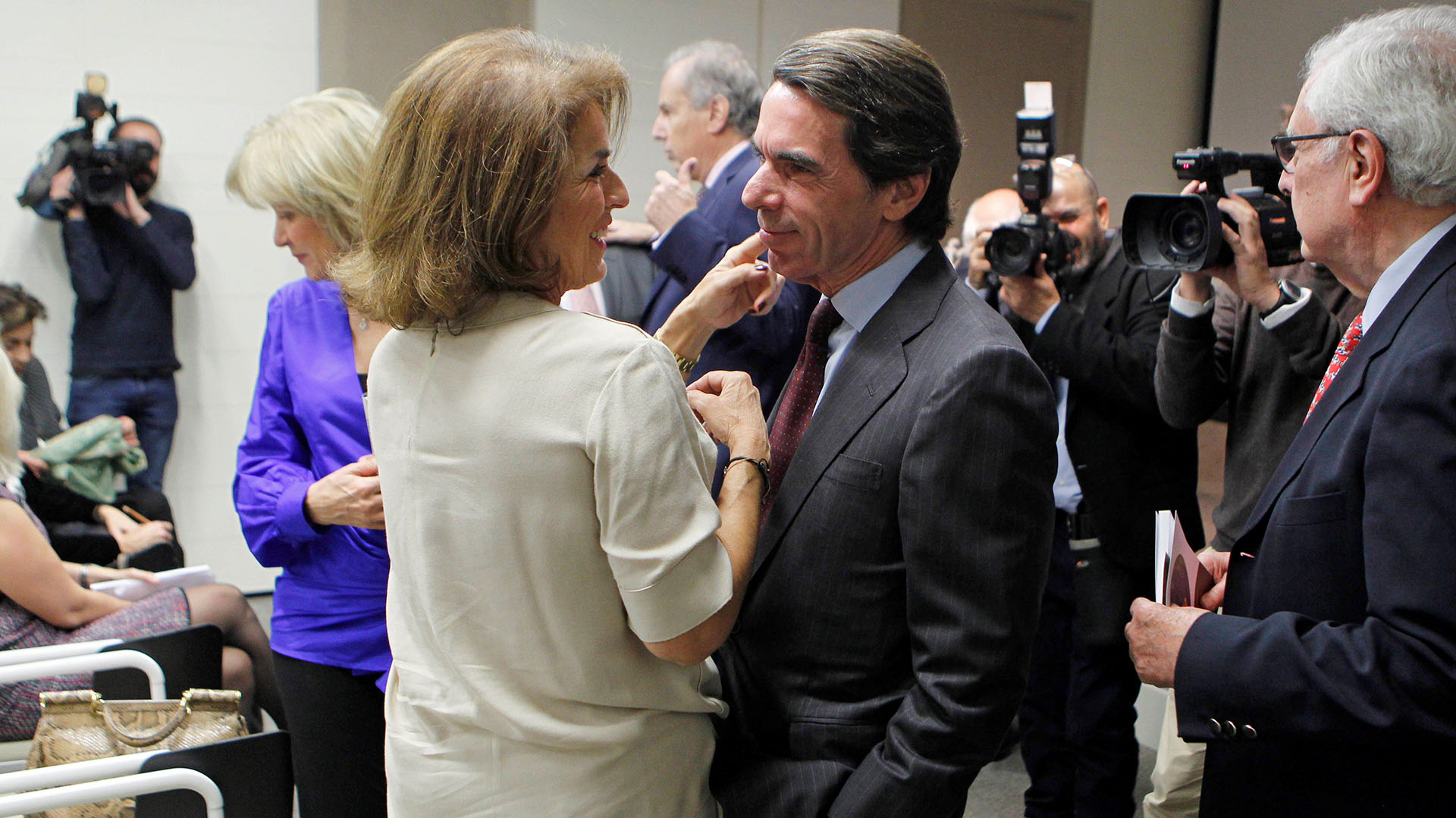 José María Aznar junto a su mujer Ana Botella (EFE)