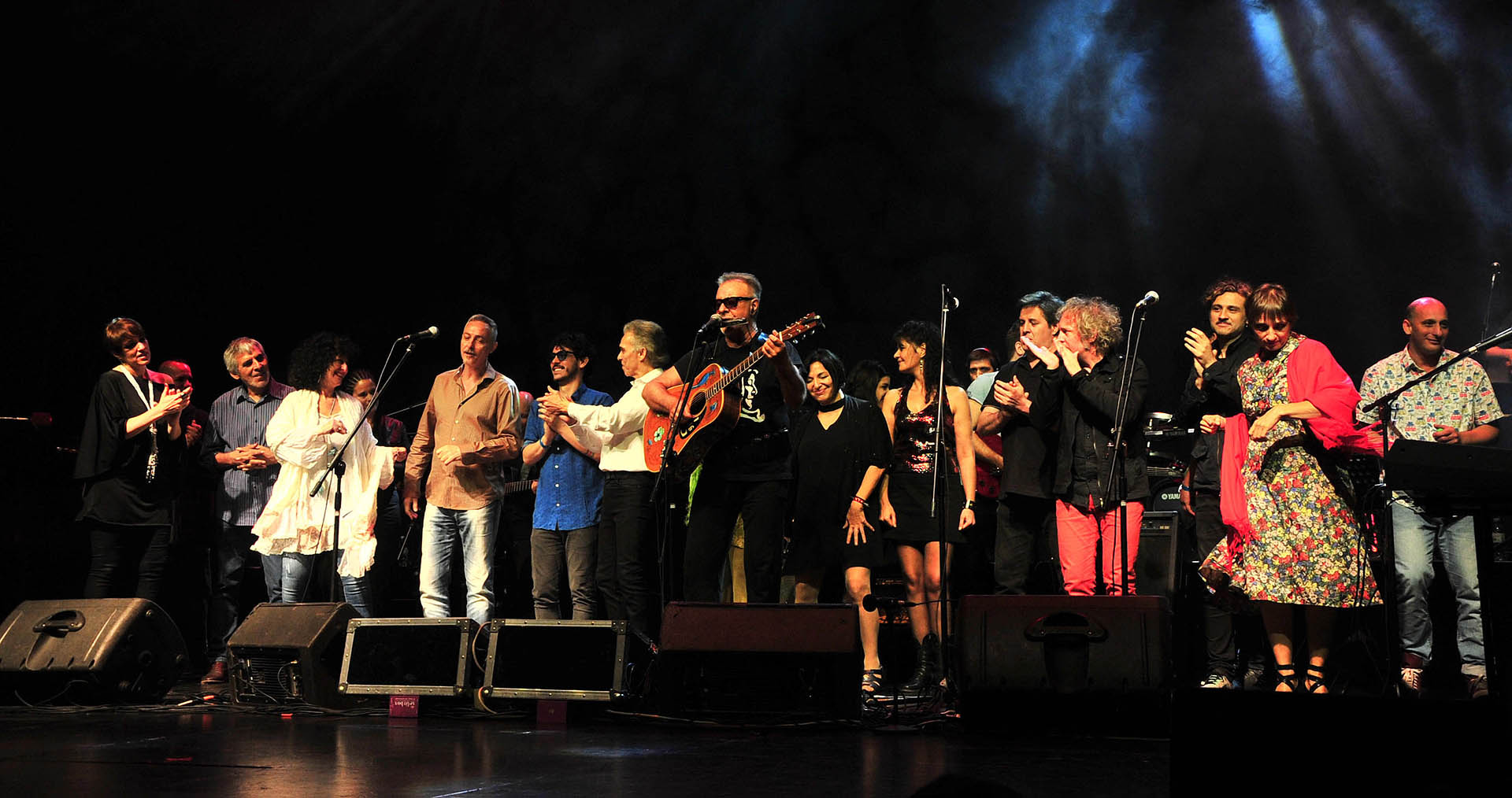 Todos los artistas que estuvieron presente en el teatro La Ópera