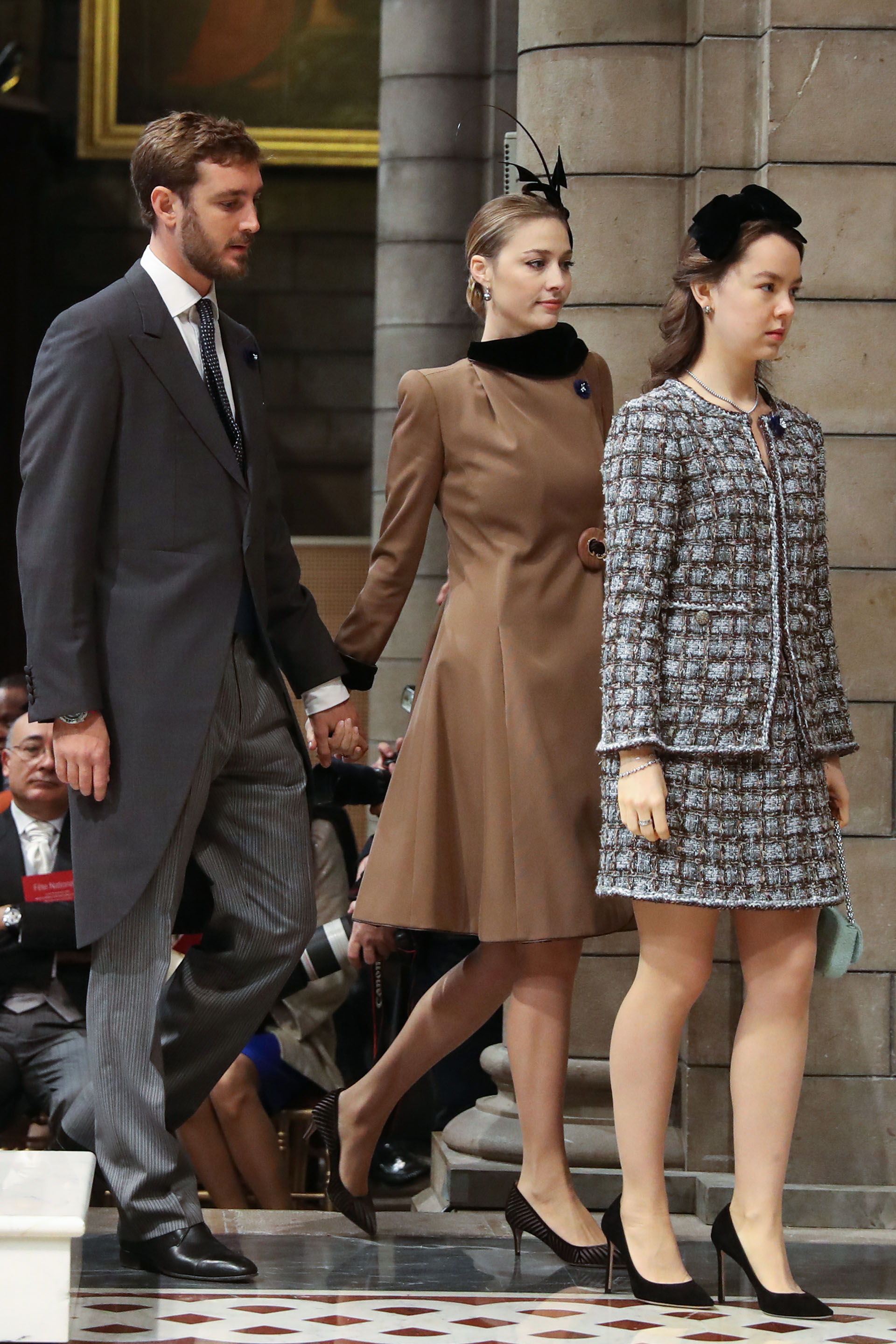Pierre Casiraghi junto a su mujer Beatrice Borromeo y Alexandra de Hanover