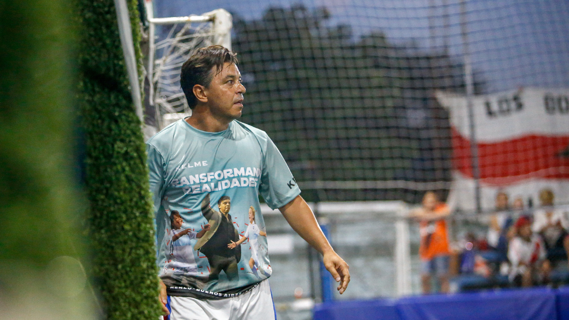 Camisetas de River, bombos con los coles del Millonario, el “Muñeeeco, Muñeeeco”, como si estuviera en el Monumental
