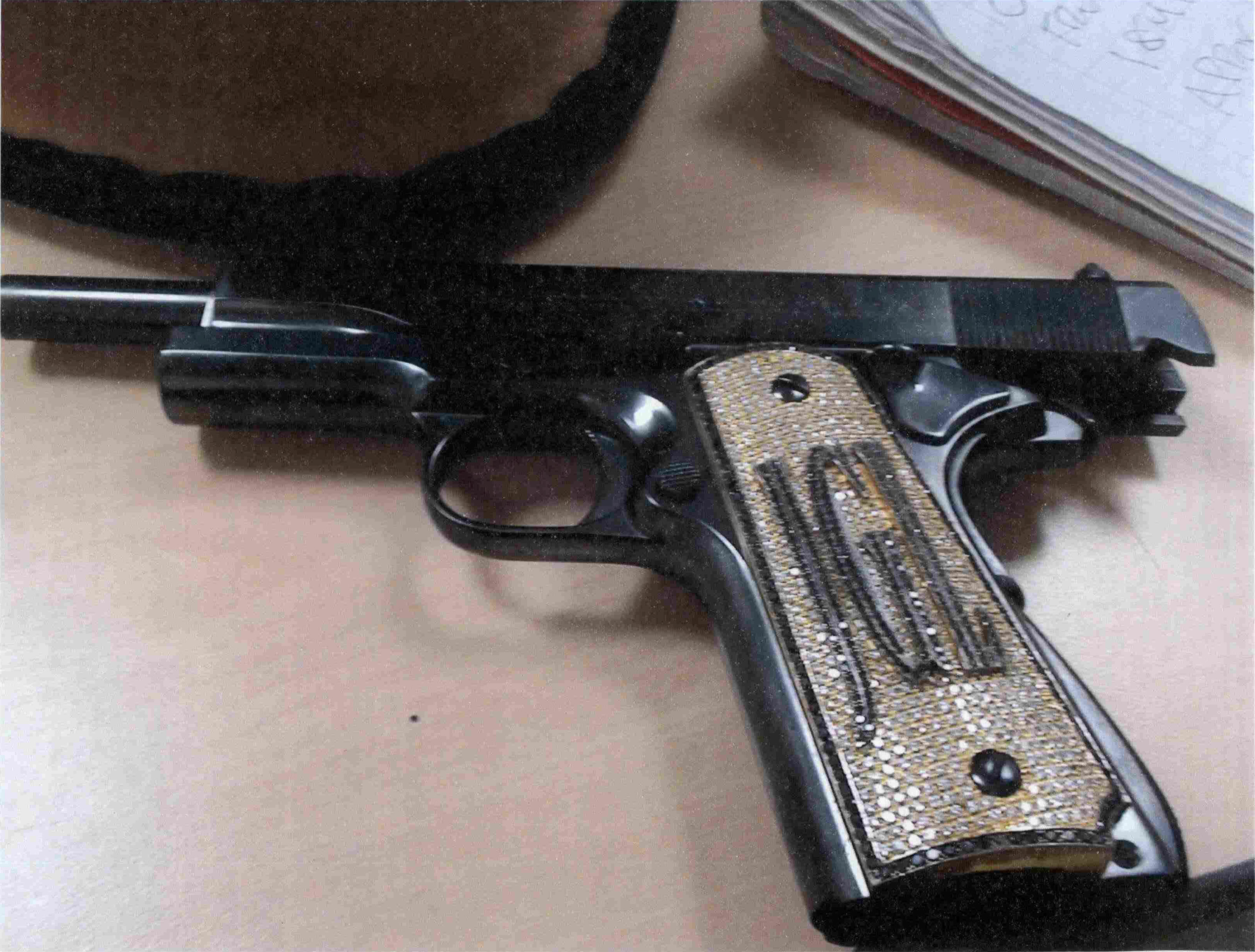 La prensa mexicana estimó el valor del la pistola en USD 196.00 (Foto: U.S. Department of Justice/via REUTERS).
