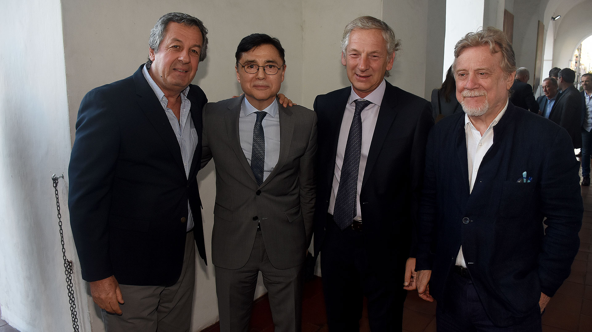 Jorge Porta, Jorge Fontevecchia, Marcelo Longobardi y Ricardo Kirschbaun, editor general del diario Clarín