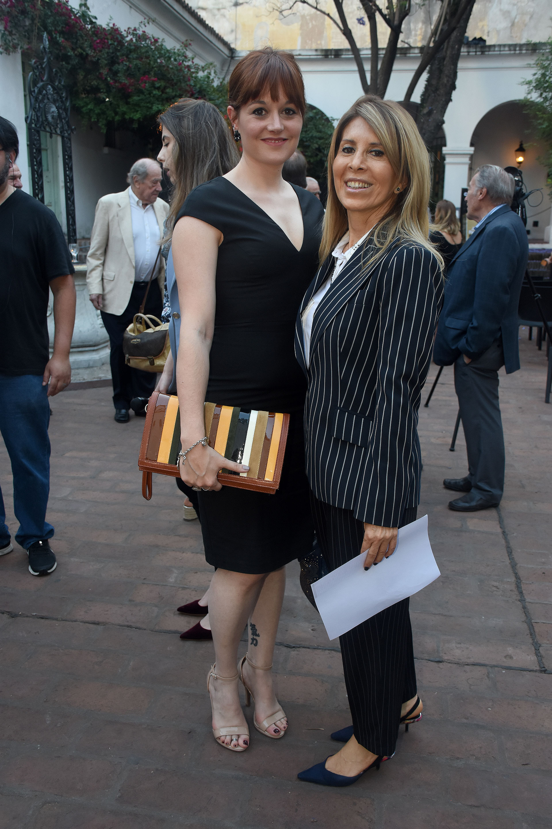 Ursula Ures Poreda, editora de Perfil.com, y Liliana Castaño, directora de revista Caras