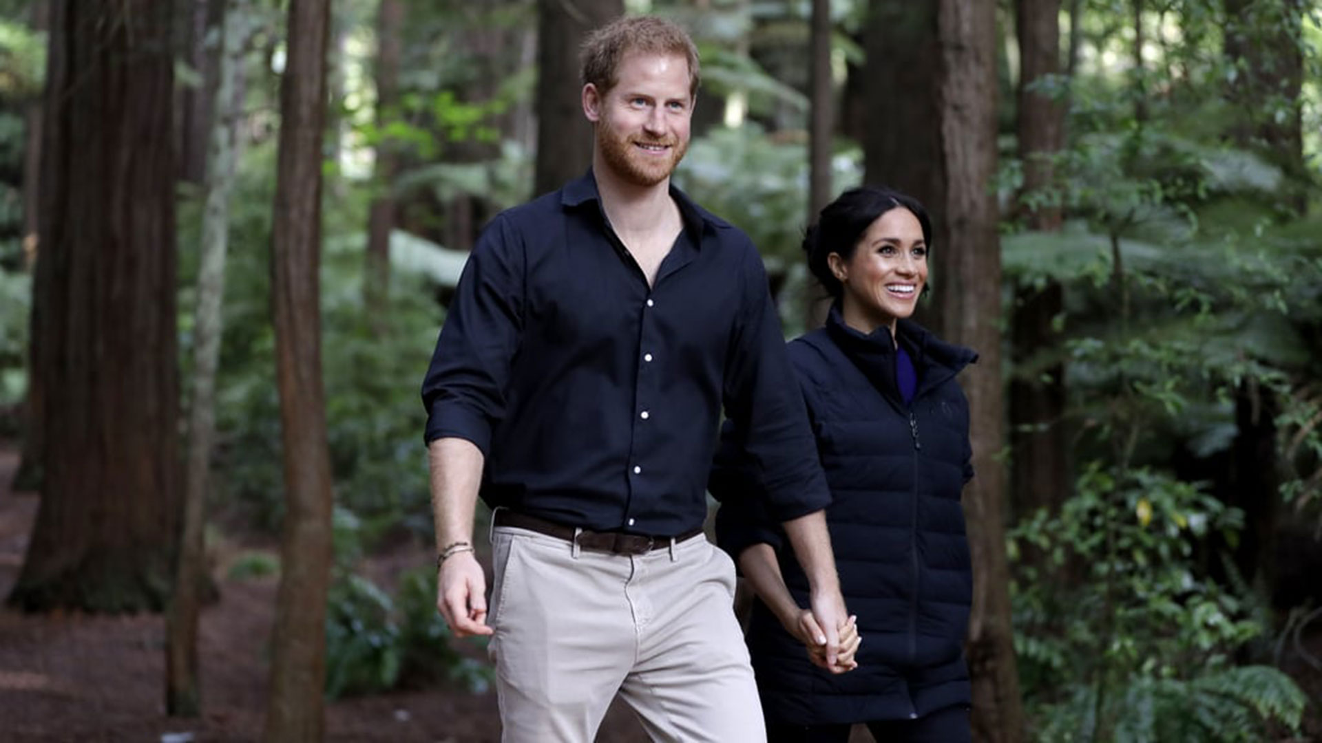 El príncipe Harry y Meghan Markle serán padres a fin de mes o principios de mayo (AP)